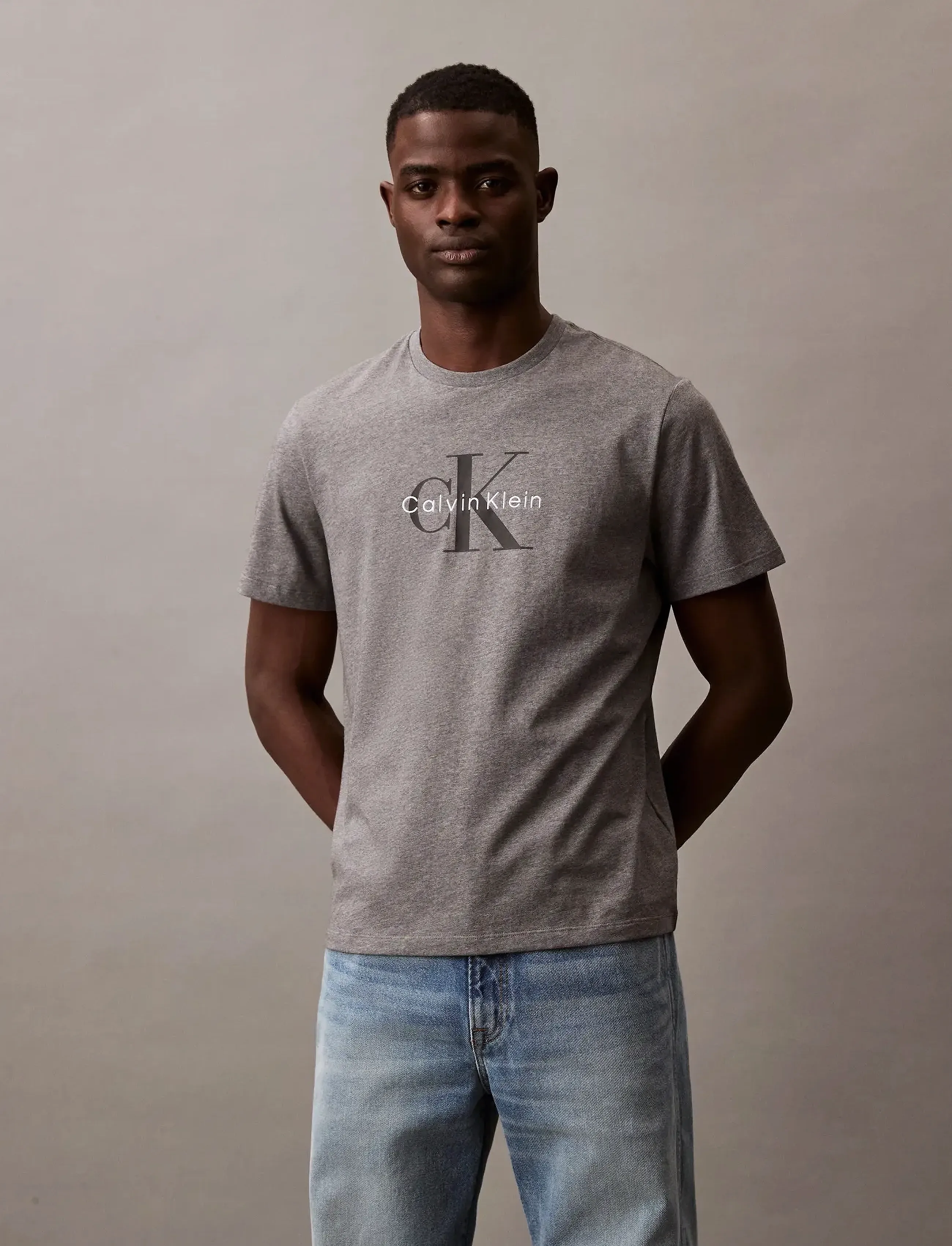 Calvin Klein Jeans Ss Hero Monologo Tee 20S, L, Grey, T-Shirts > Kortærmede, Herre