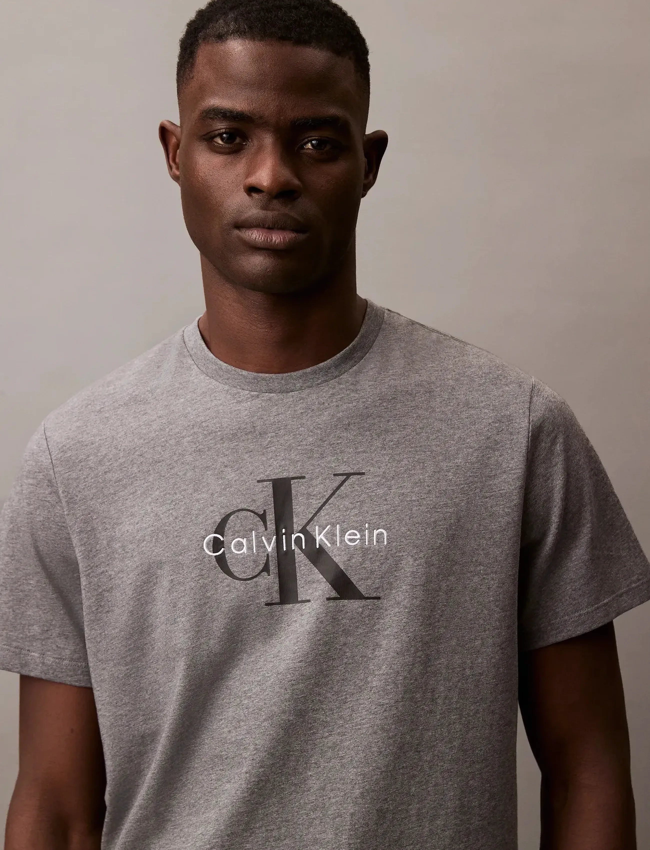 Calvin Klein Jeans - SS Hero Monologo Tee 20s - lühikeste varrukatega t-särgid - med grey htr - 2