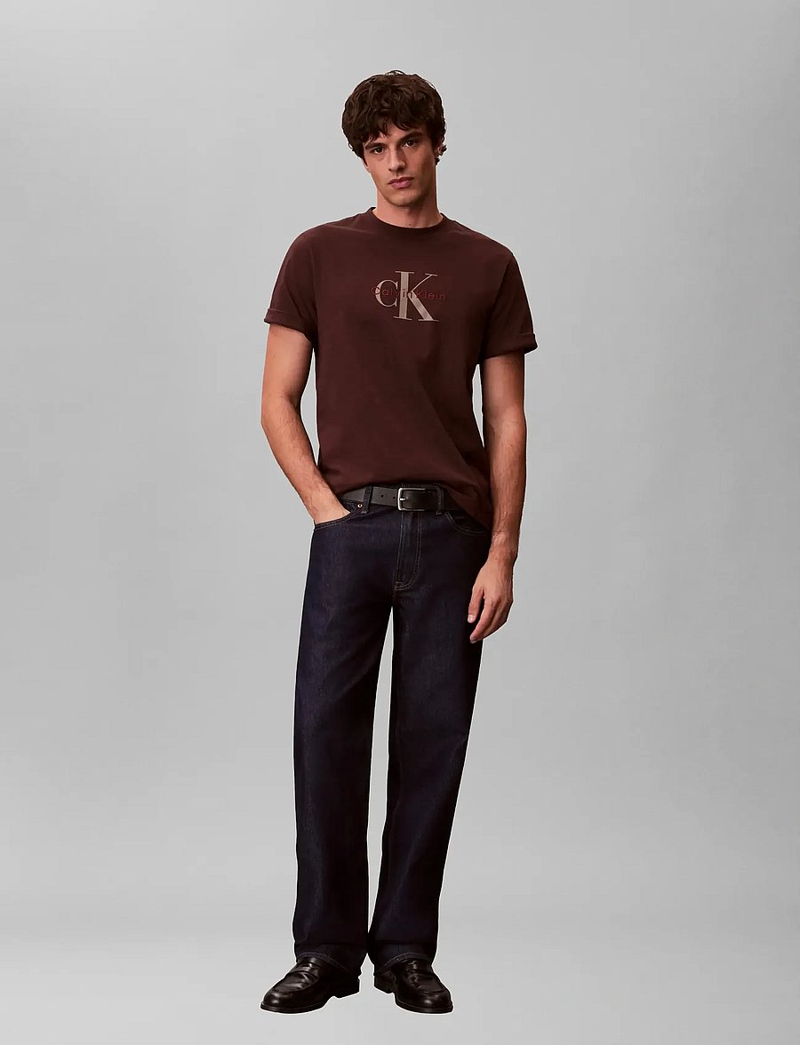 Calvin Klein Jeans - SS Hero Monologo Tee 20s - short-sleeved t-shirts - rich brown - 0