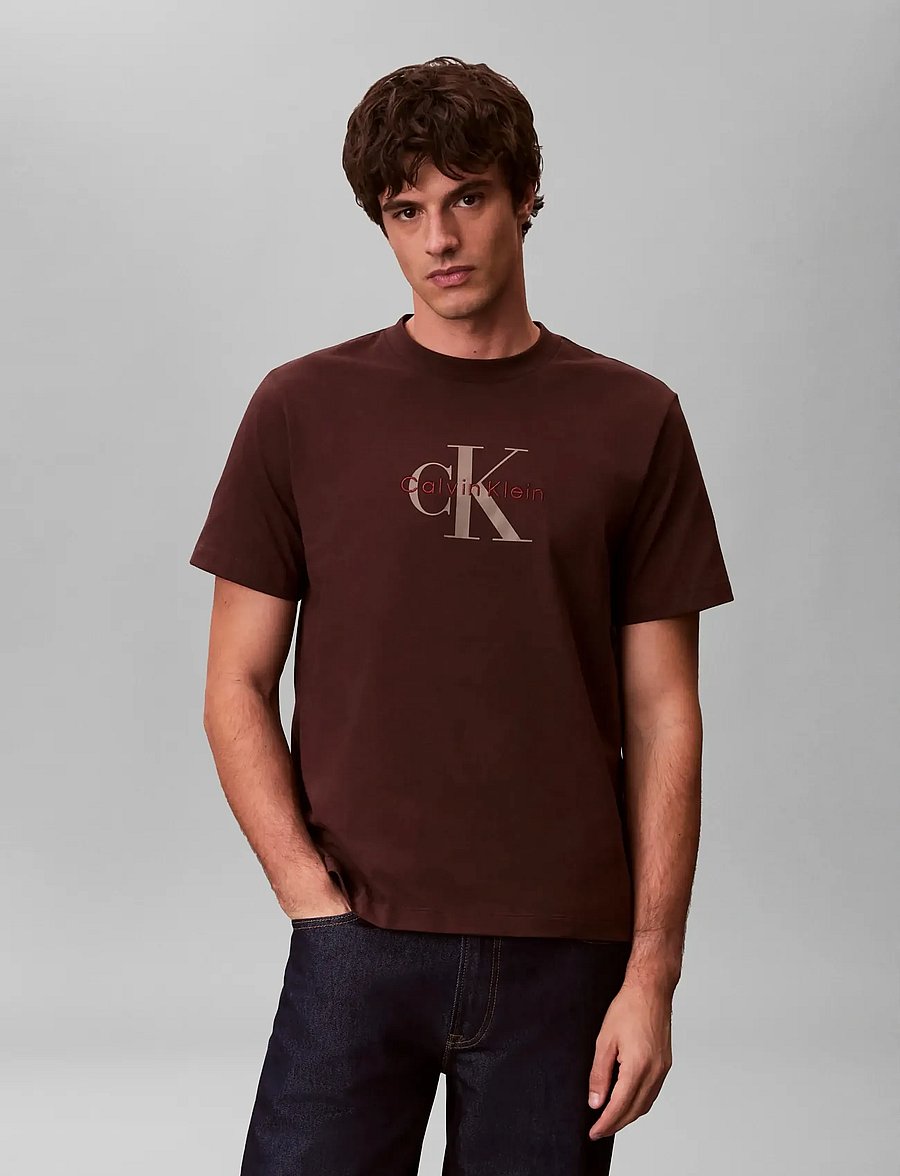 Calvin Klein Jeans - SS Hero Monologo Tee 20s - short-sleeved t-shirts - rich brown - 5