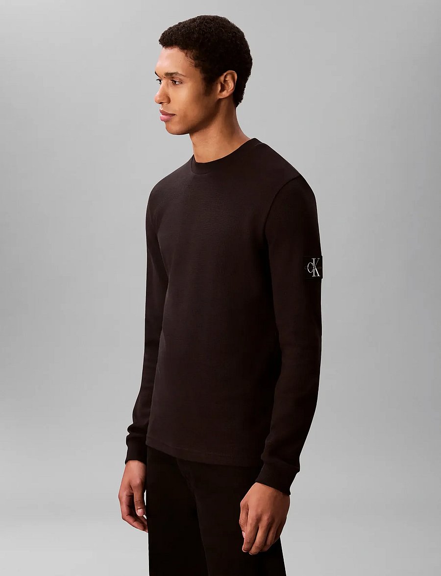 Calvin Klein Jeans - BADGE WAFFLE LS TEE - long-sleeved t-shirts - black - 4