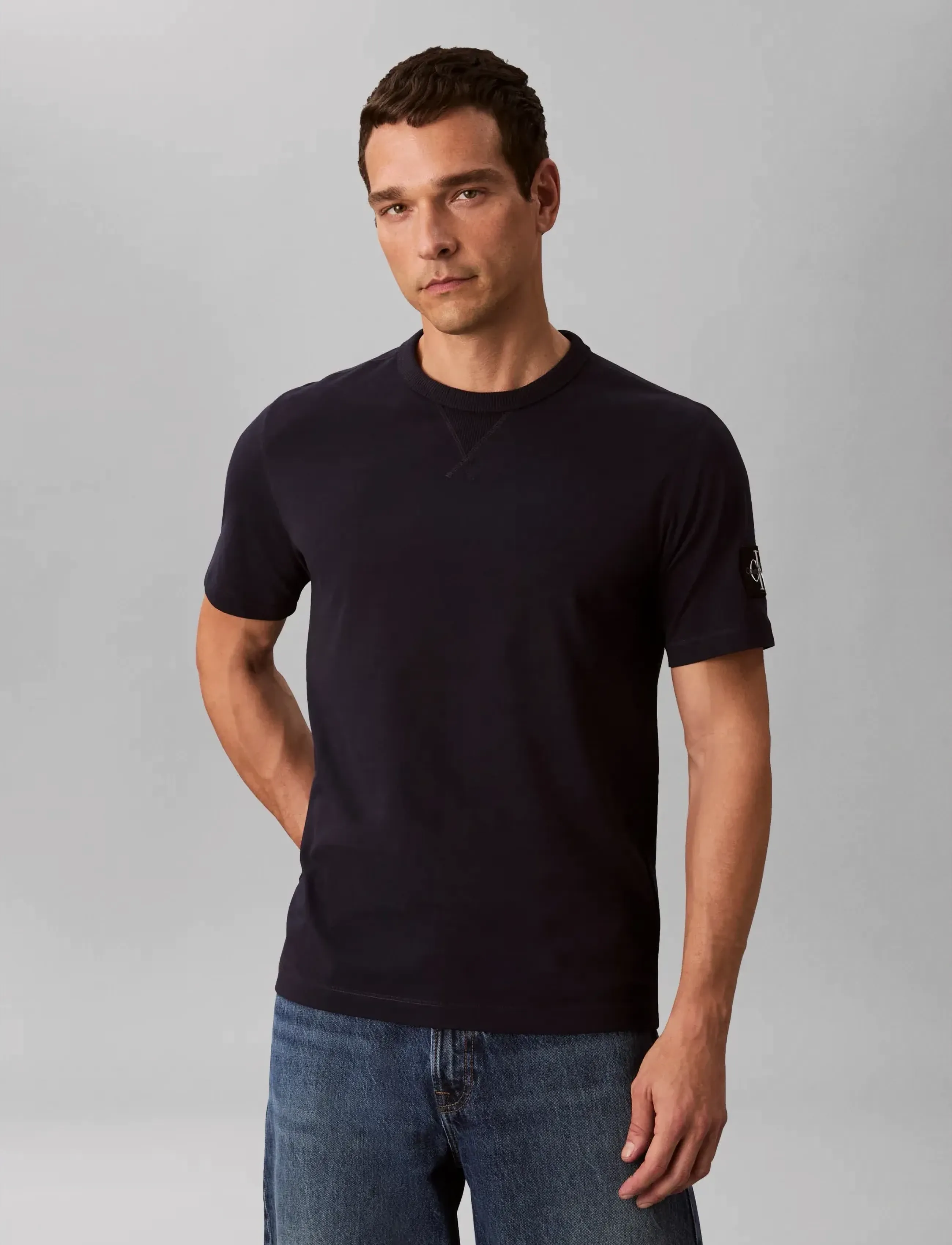 Calvin Klein Jeans - BADGE REGULAR TEE - kortärmade t-shirts - night sky - 3