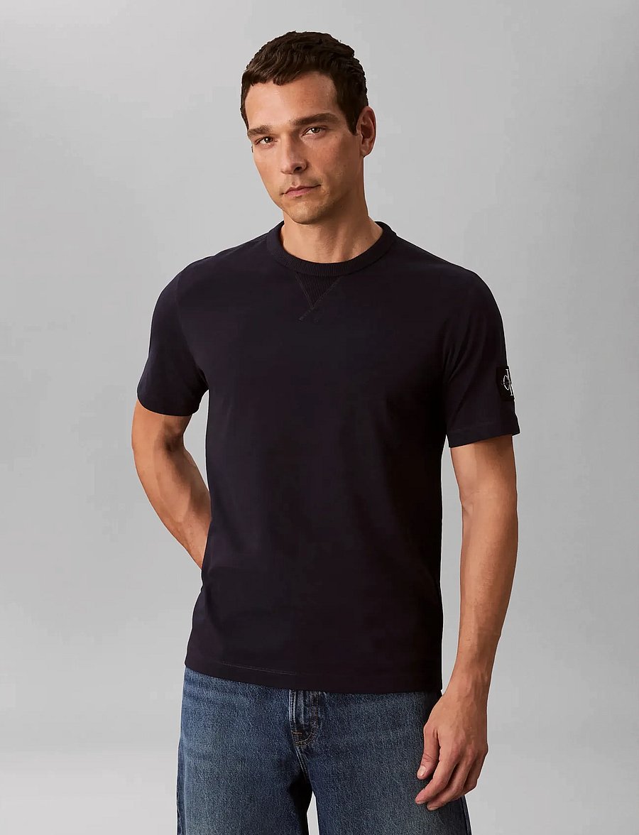 Calvin Klein Jeans - BADGE REGULAR TEE - kurzärmelige t-shirts - night sky - 3