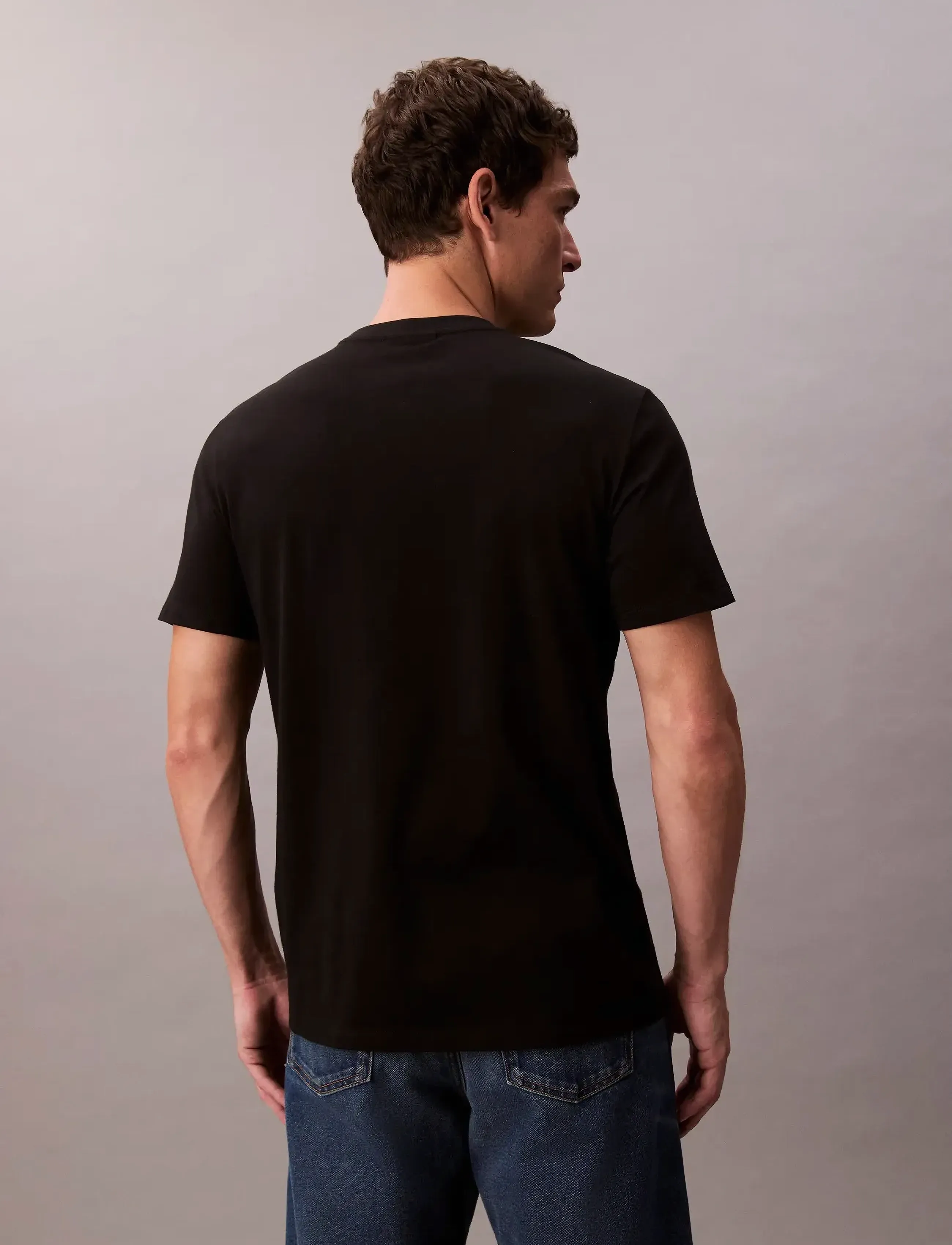 Calvin Klein Jeans - SS BADGE 30S JERSEY CLASSIC TEE - kortærmede t-shirts - black - 4