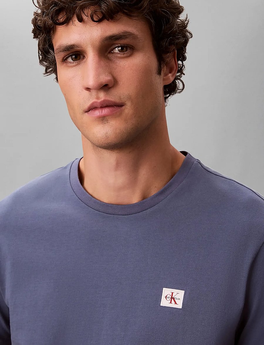 Calvin Klein Jeans - SS BADGE 30S JERSEY CLASSIC TEE - short-sleeved t-shirts - blue nomad - 3
