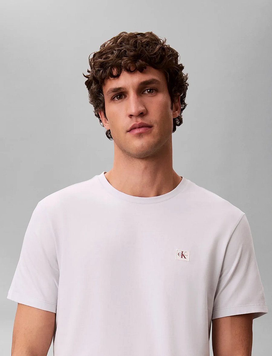 Calvin Klein Jeans - SS BADGE 30S JERSEY CLASSIC TEE - short-sleeved t-shirts - marble gray - 0