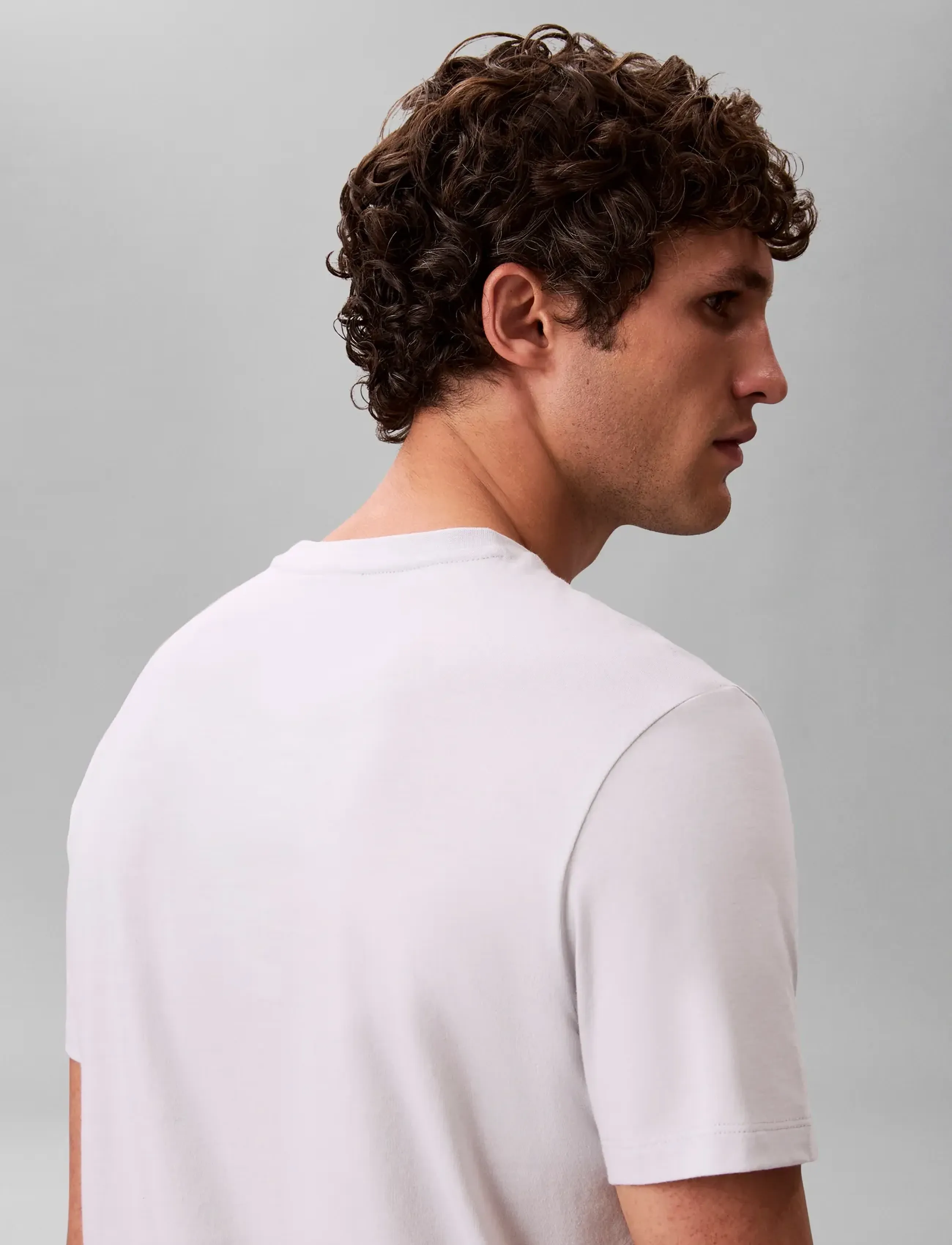 Calvin Klein Jeans - SS BADGE 30S JERSEY CLASSIC TEE - kortærmede t-shirts - marble gray - 3