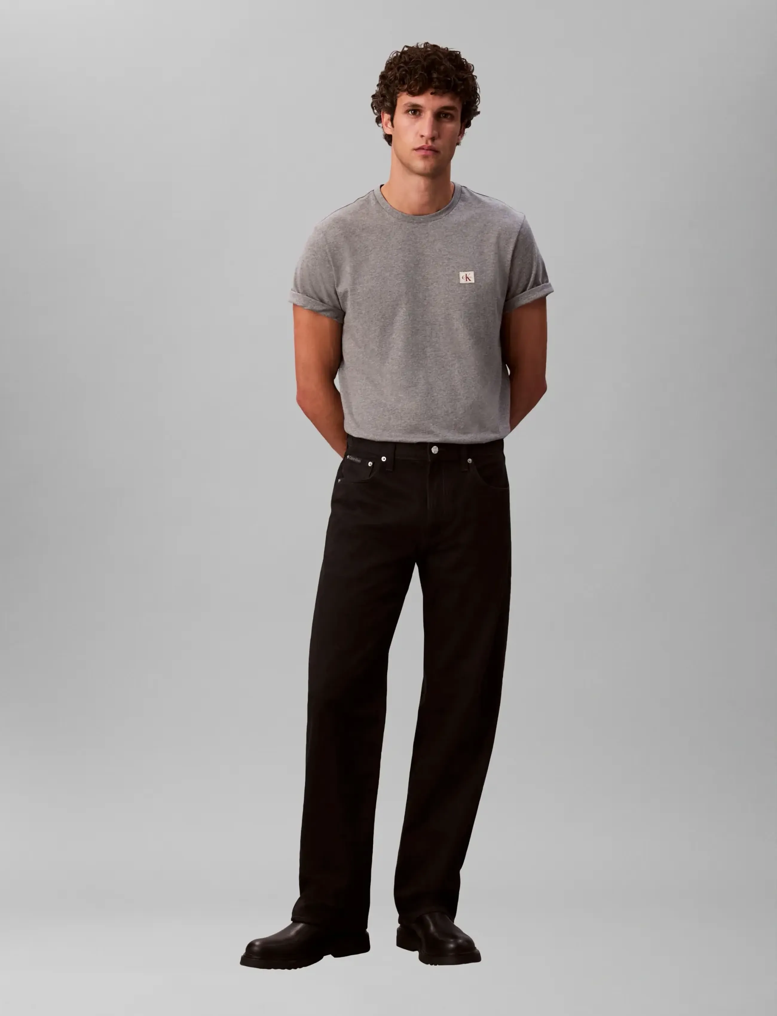 Calvin Klein Jeans SS BADGE 30S JERSEY CLASSIC TEE - Back to Basics - MED GREY HTR / grey