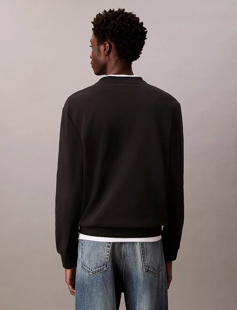 Calvin Klein Jeans - LS EU 350TERRY BADGE CN SWTSHRT - sweatshirts - black - 2