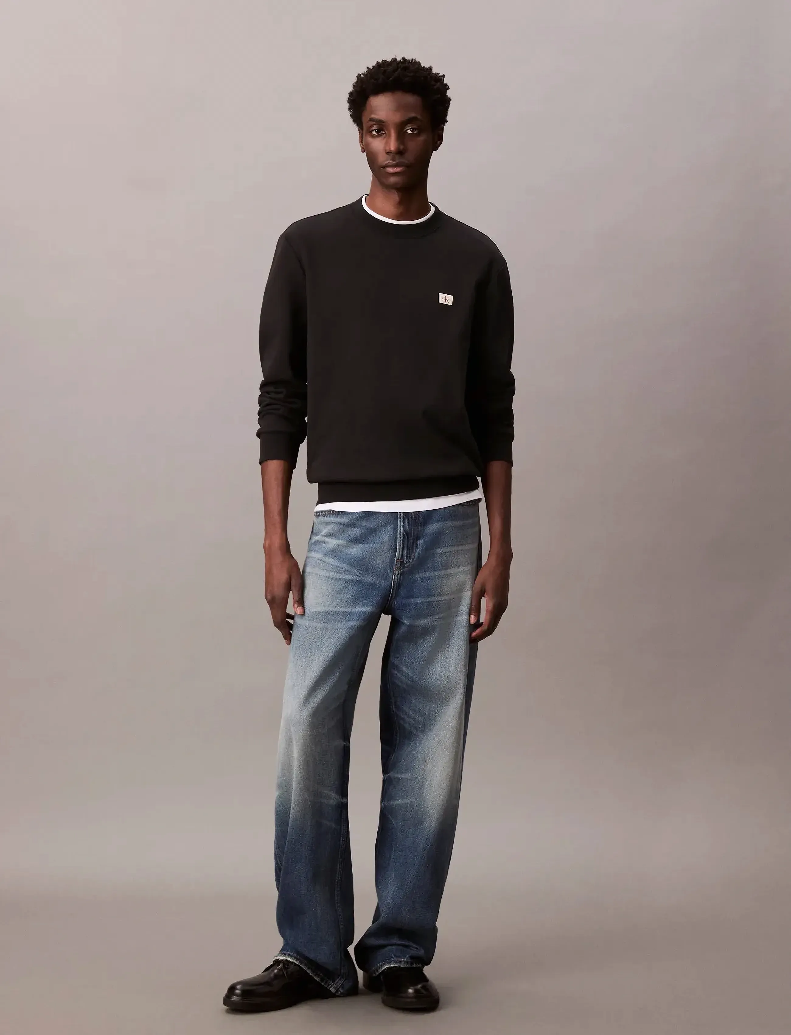 Calvin Klein Jeans - LS EU 350TERRY BADGE CN SWTSHRT - shop efter stil - black - 4