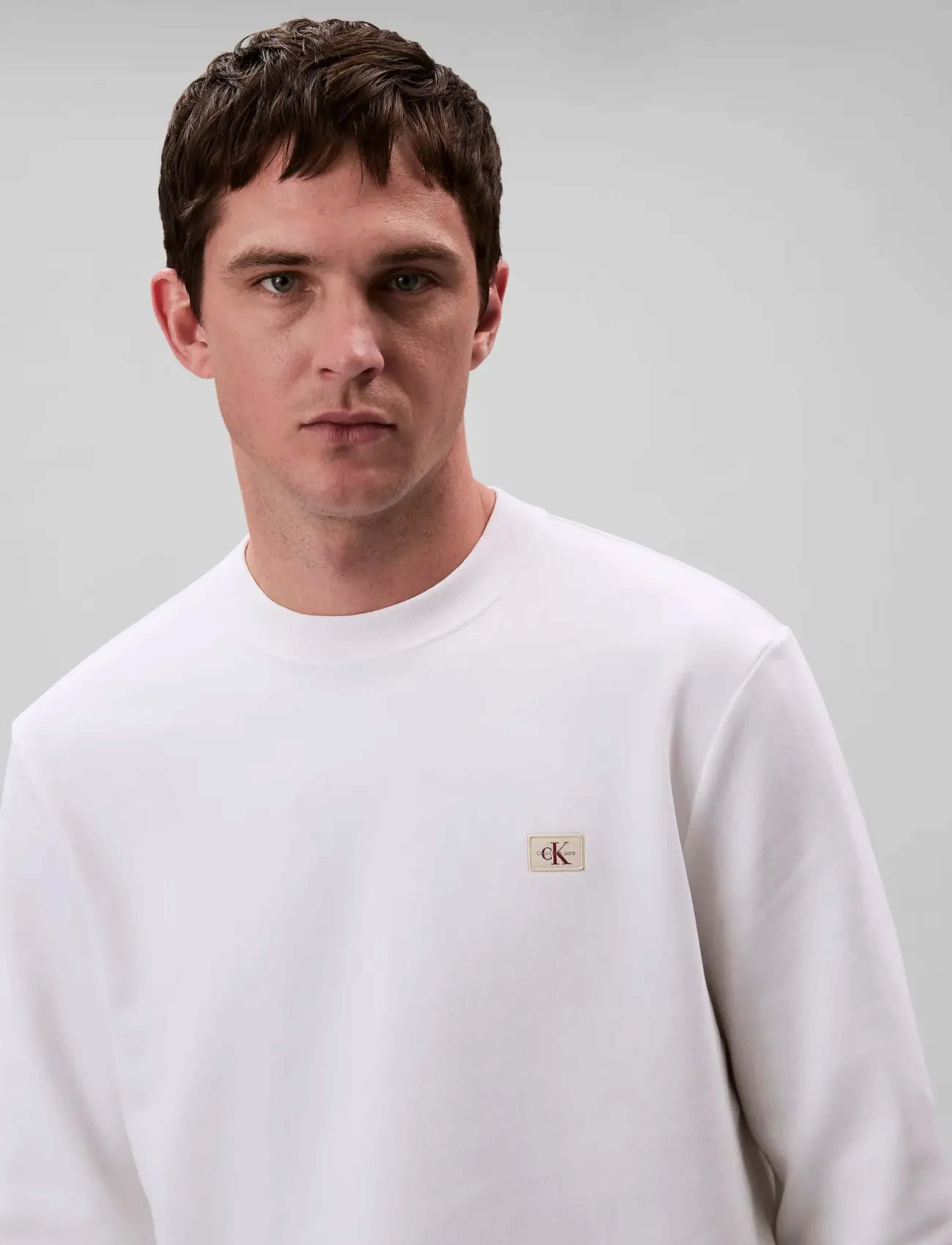 Calvin Klein Jeans - LS EU 350TERRY BADGE CN SWTSHRT - shop efter stil - bright white - 5