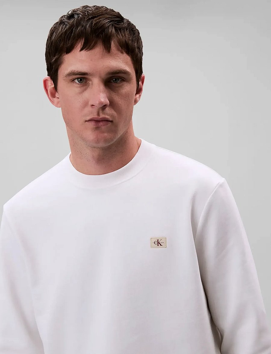 Calvin Klein Jeans - LS EU 350TERRY BADGE CN SWTSHRT - sweatshirts - bright white - 5