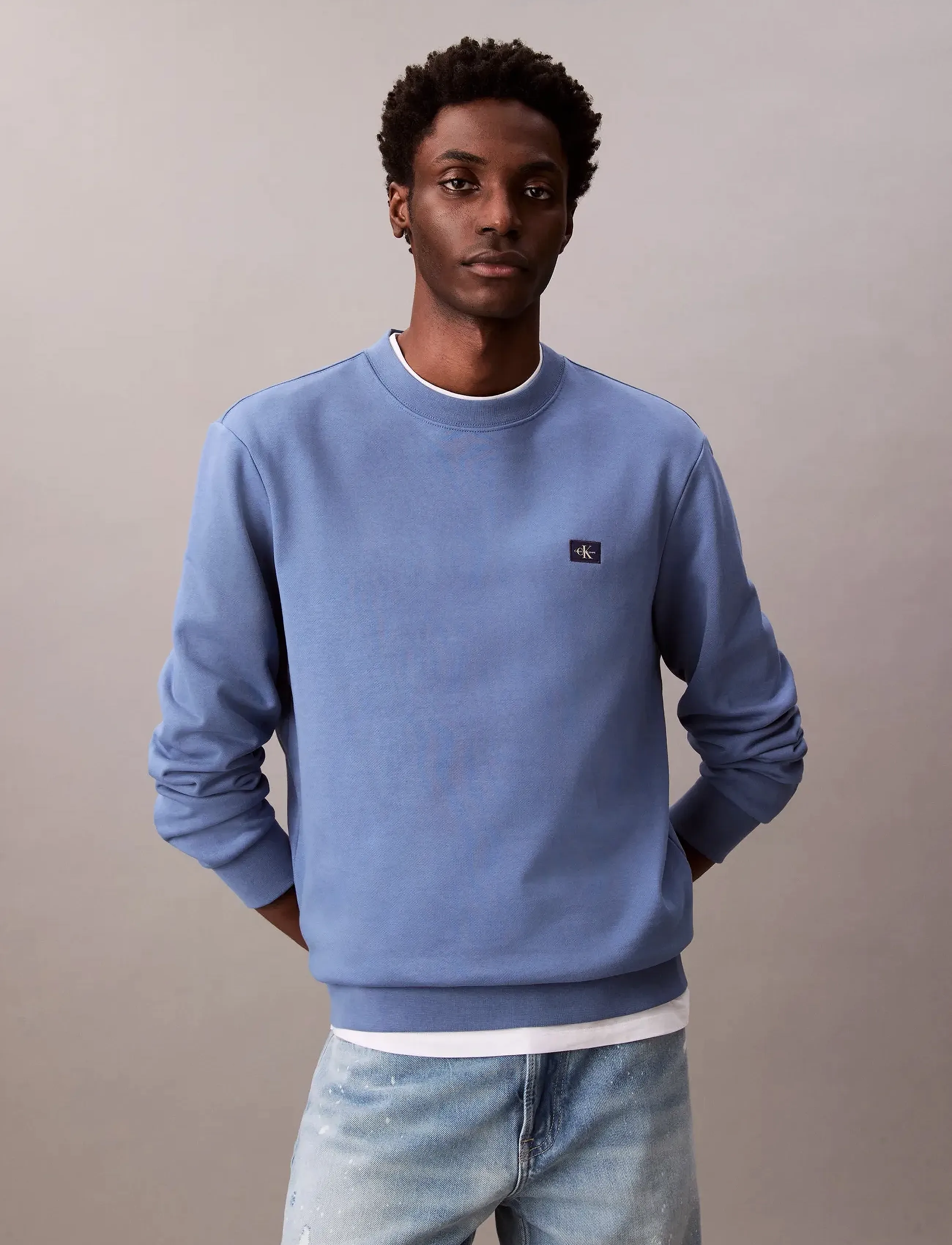 Calvin Klein Jeans LS 350TERRY EU WHSL BADGE CREWNE - Tøj - DULL NILE BLUE / blue