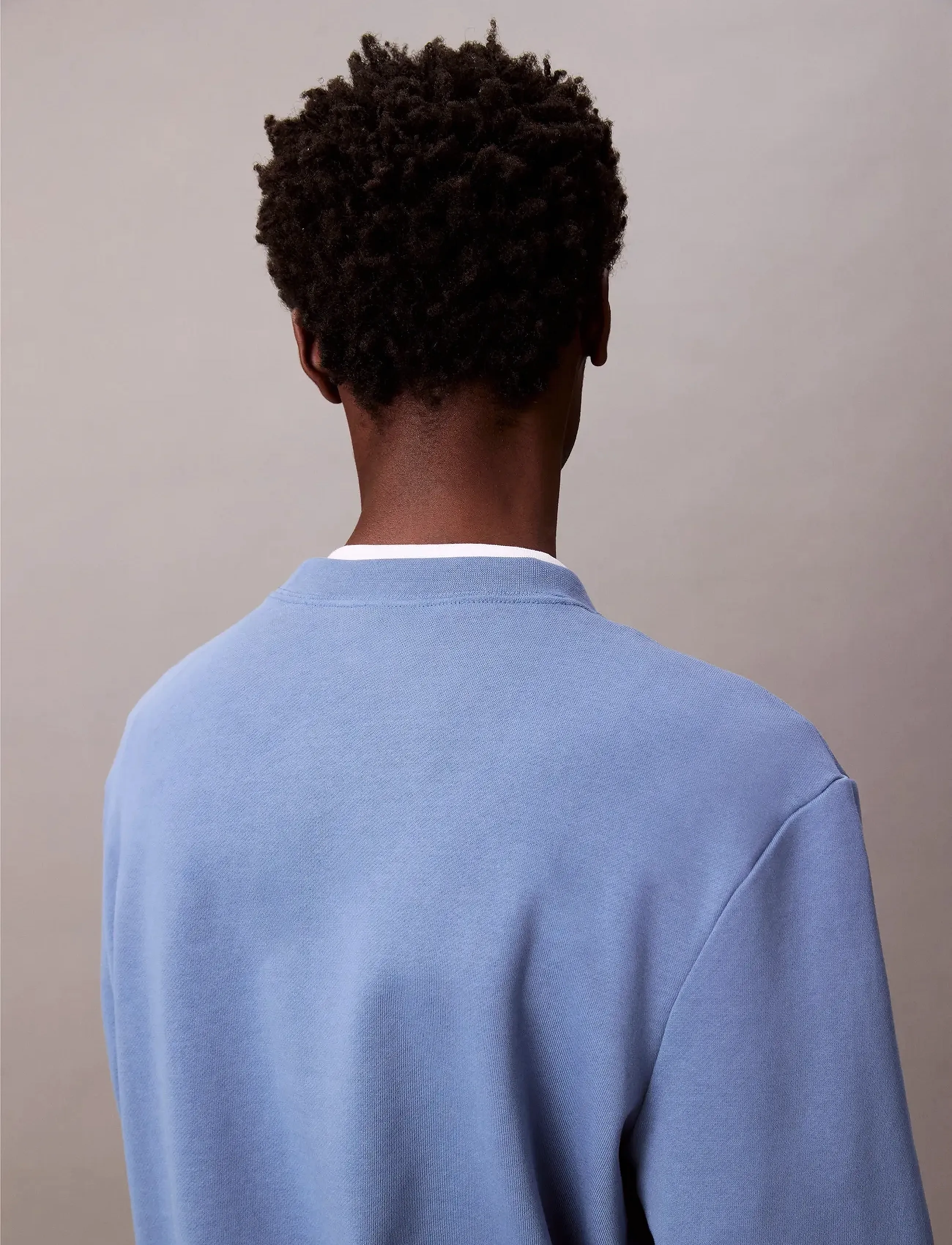 Calvin Klein Jeans - LS EU 350TERRY BADGE CN SWTSHRT - shop efter stil - dull nile blue - 3