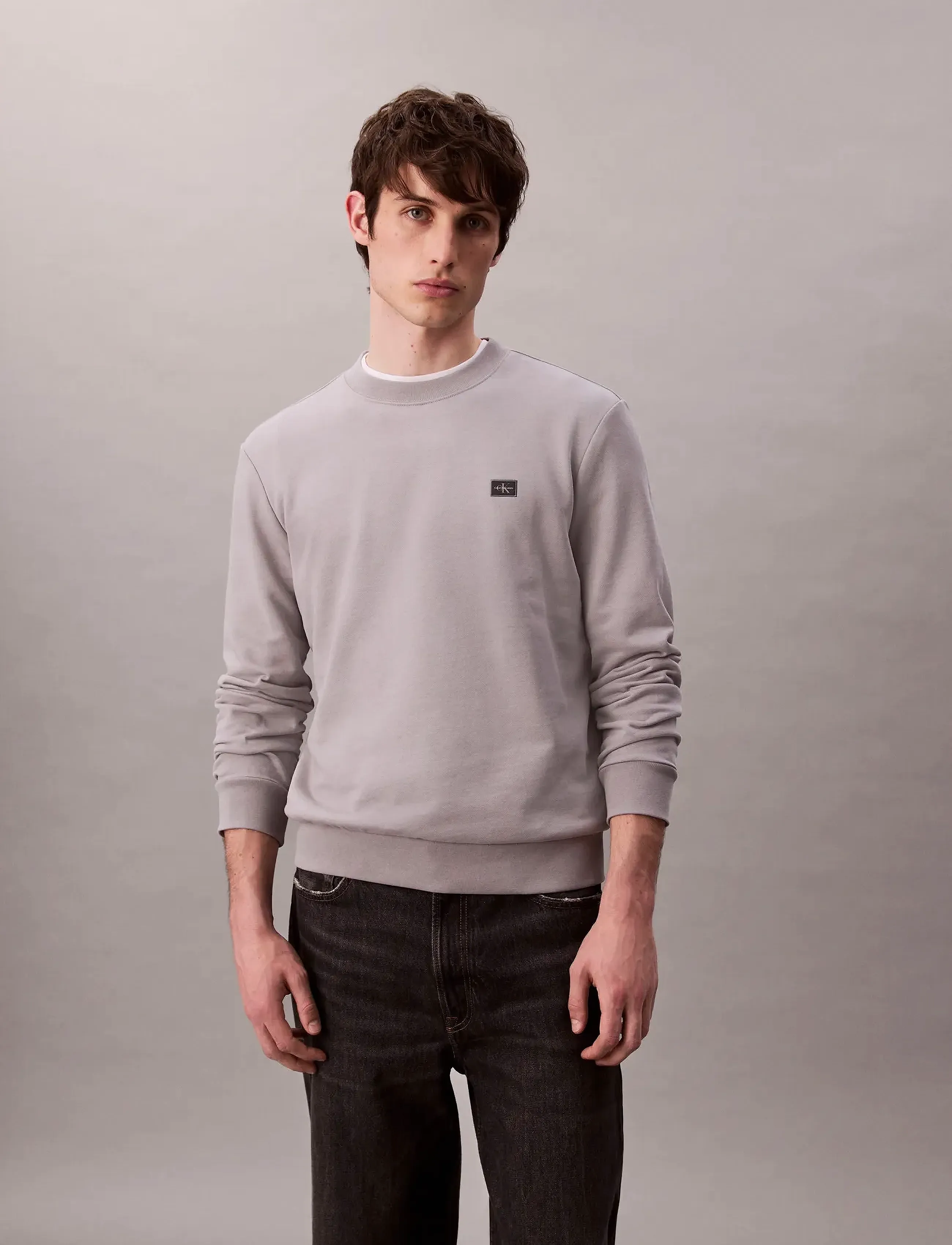 Calvin Klein Jeans LS 350TERRY EU WHSL BADGE CREWNE - Dressipluusid - FORMAL GRAY / grey