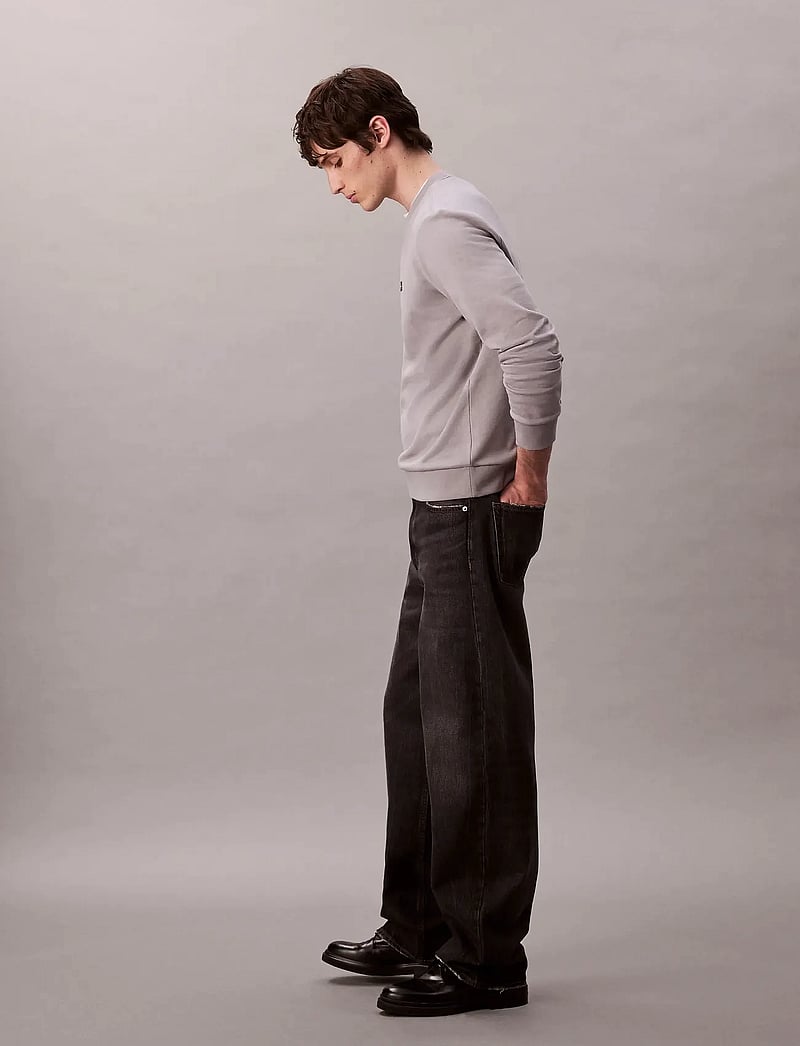 Calvin Klein Jeans - LS 350TERRY EU WHSL BADGE CREWNE - sweatshirts - formal gray - 5