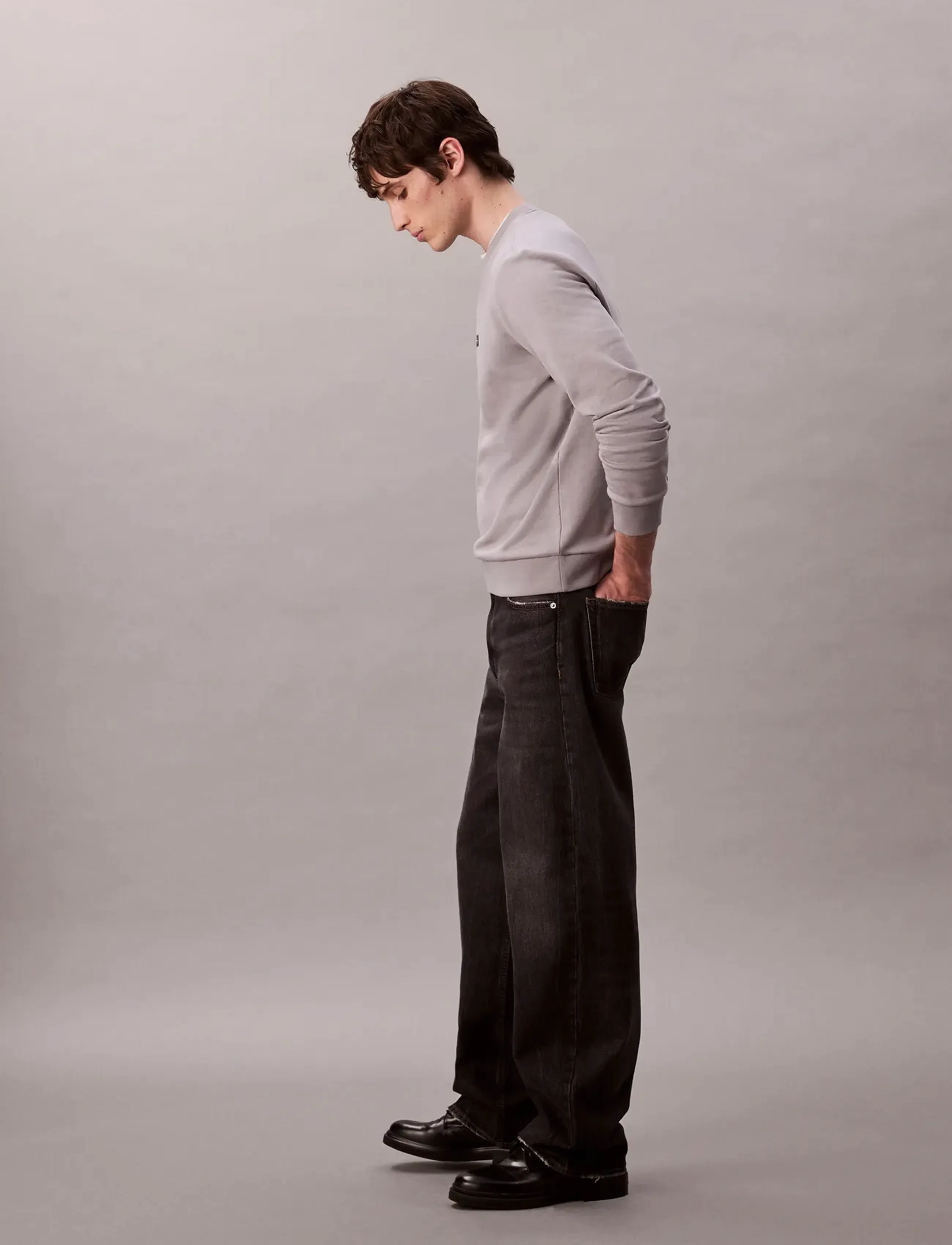 Calvin Klein Jeans - LS EU 350TERRY BADGE CN SWTSHRT - shop efter stil - formal gray - 5