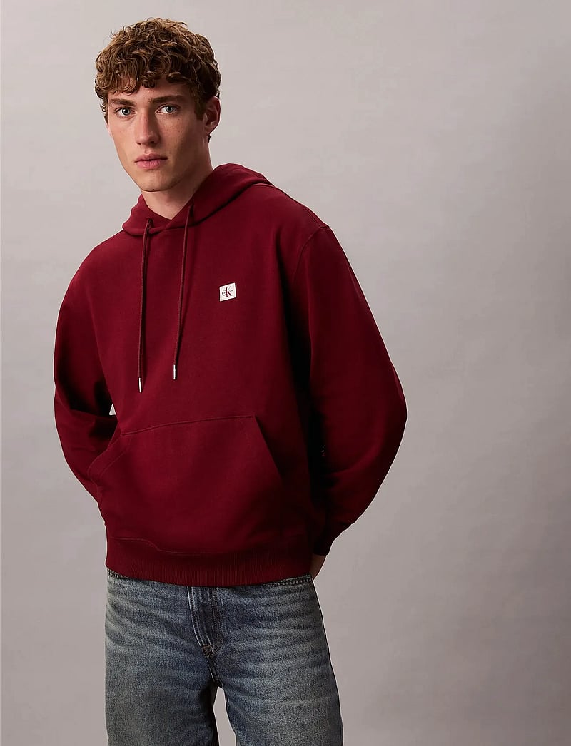 Calvin Klein Jeans - LS EU 350TERRY BADGE HOODIE - kapuutsiga dressipluusid - renaissance red - 0