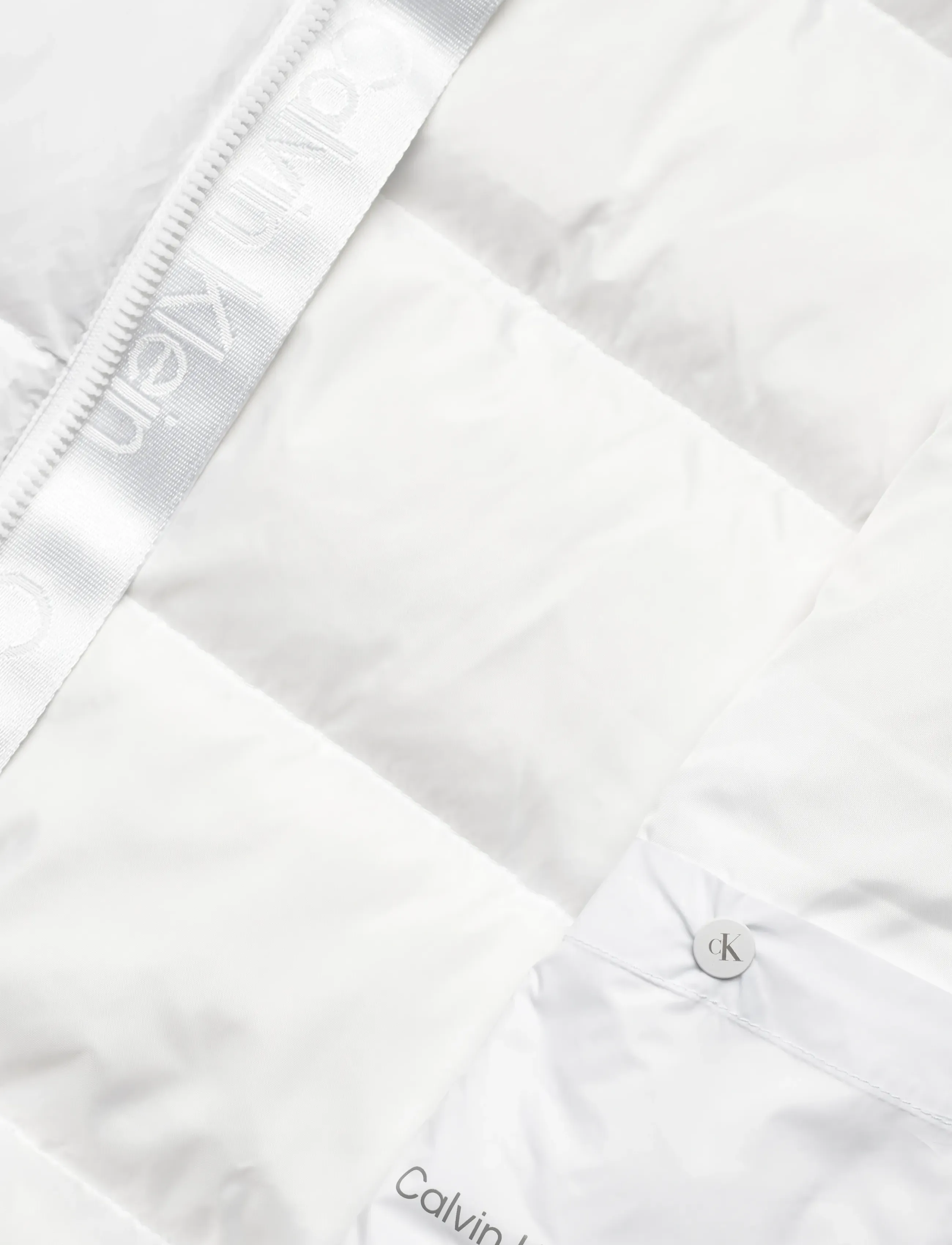 Calvin Klein Jeans - LS NYLON ZIP OFF HOOD DOWN PUFFE - dunjakker - bright white - 4