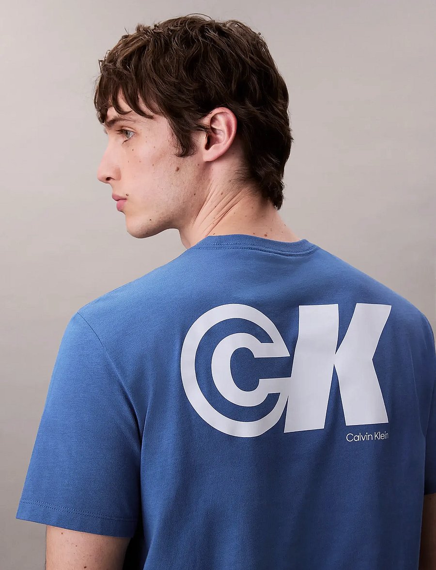 Calvin Klein Jeans - SS 20S CK SPORT LOGO GRAPHIC TEE - short-sleeved t-shirts - royal lagoon - 4