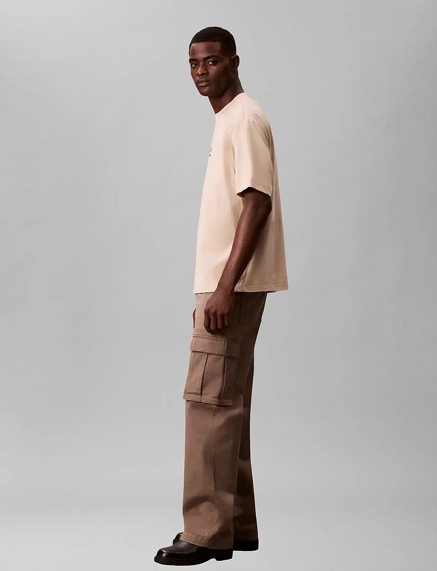 Calvin Klein Jeans - SS 16S RLXD FIT CKJ GRAPHIC TEE - kurzärmelige t-shirts - silvermoss - 5
