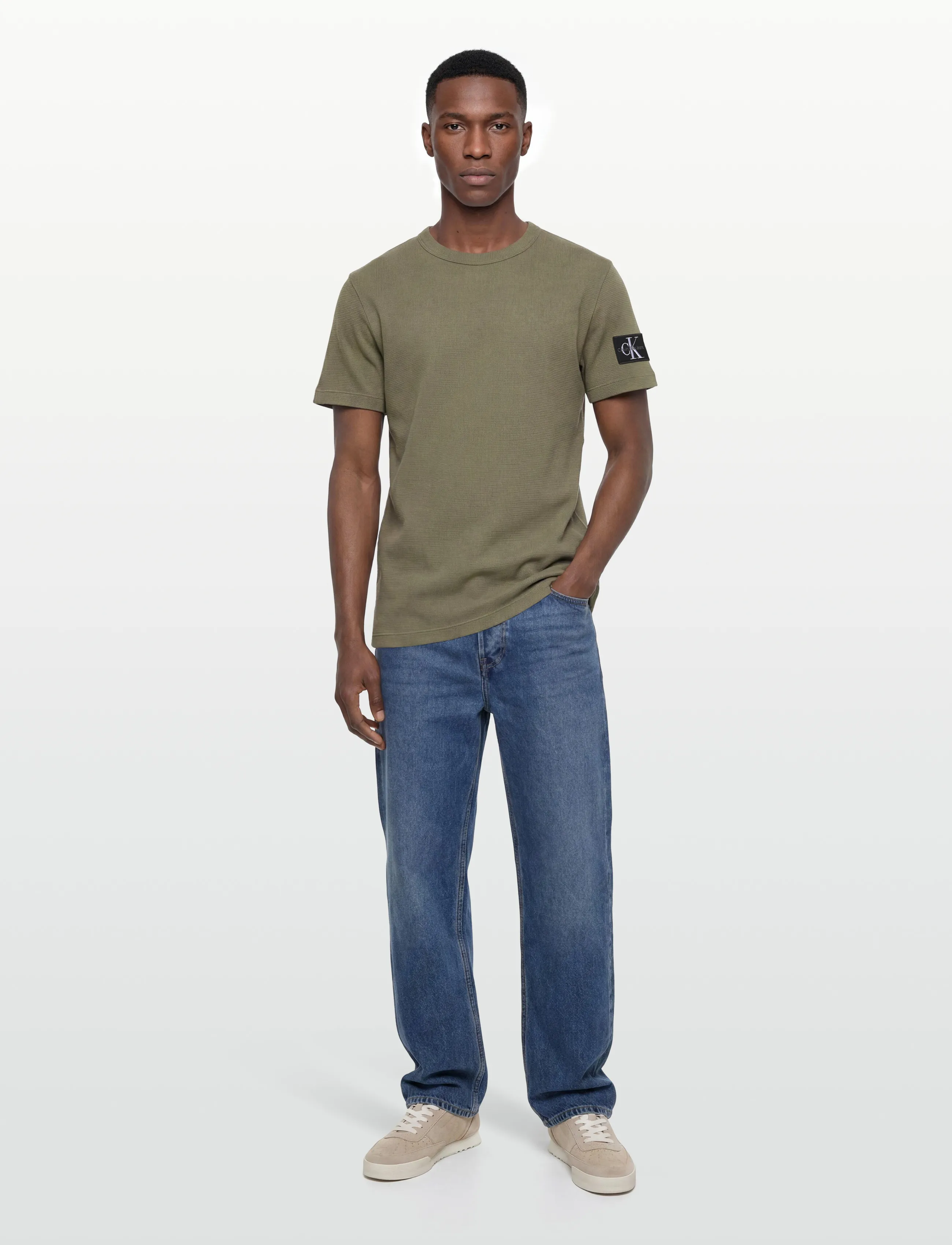 Calvin Klein Jeans SS BADGE WAFFLE TEE - Calvin Klein Jeans - DEEP LICHEN GREEN / khaki/green