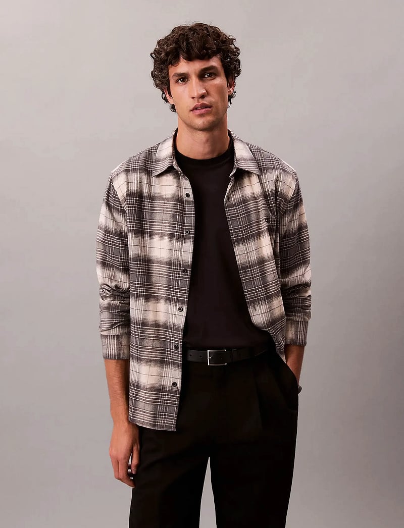 Calvin Klein Jeans - LS BRUSHED PLAID EASY SHIRT - flanellskjortor - black - 2