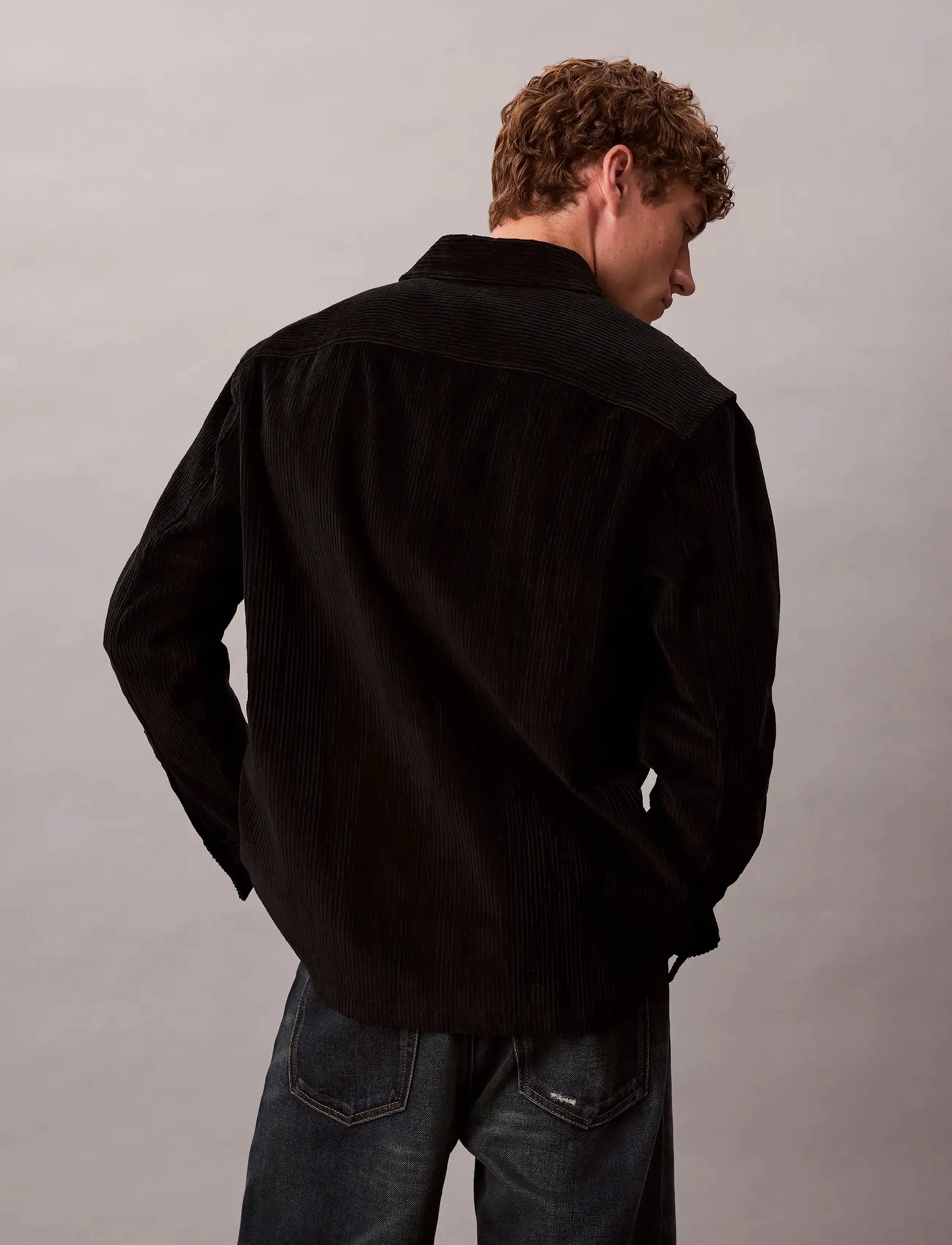 Calvin Klein Jeans - LS CORDUROY POCKET RELAXED SHIRT - fløjlsskjorter - black - 5