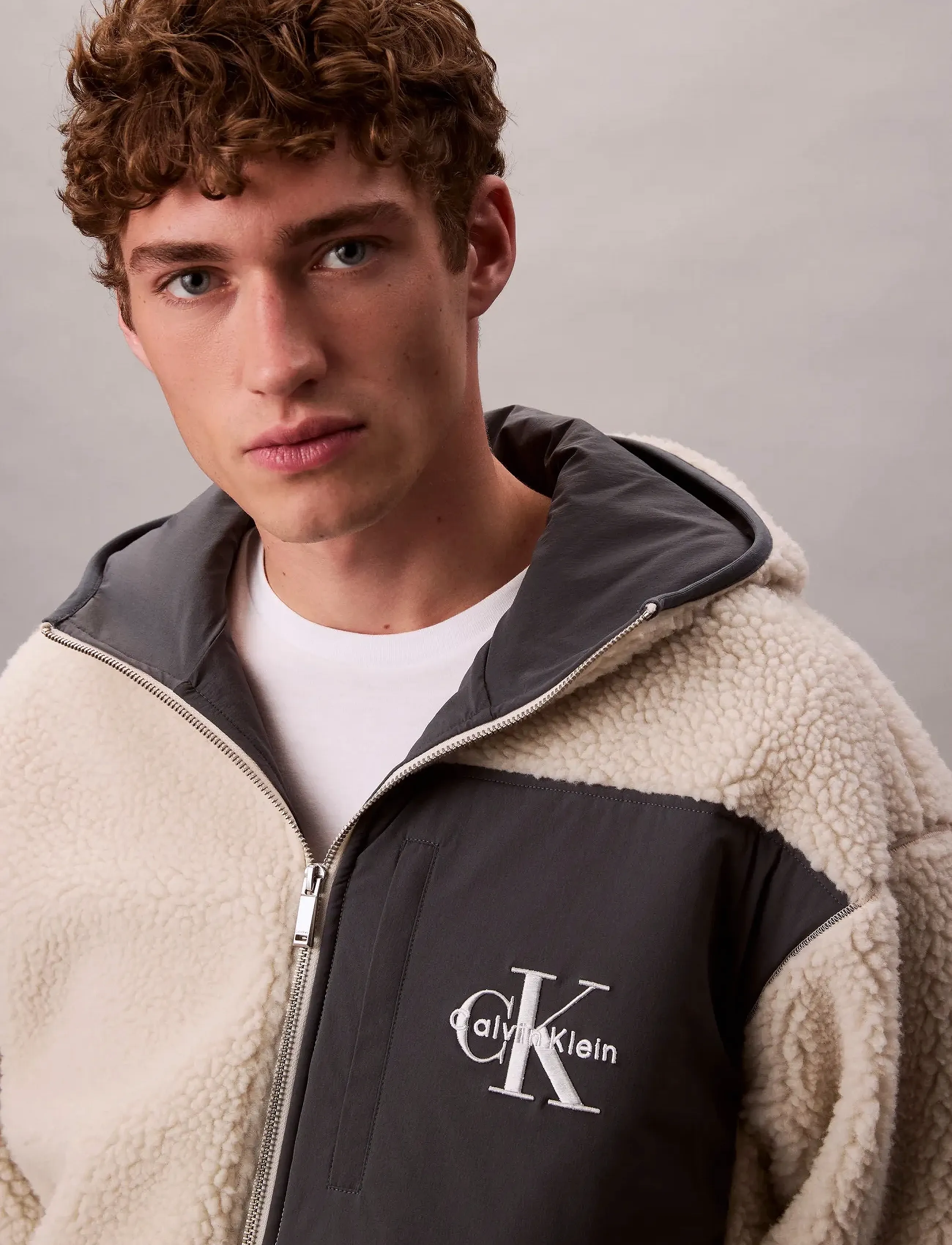 Calvin Klein Jeans - SHERPA FUNNEL NECK FULL ZIP HOOD - fleecetrøjer - chalk - 3