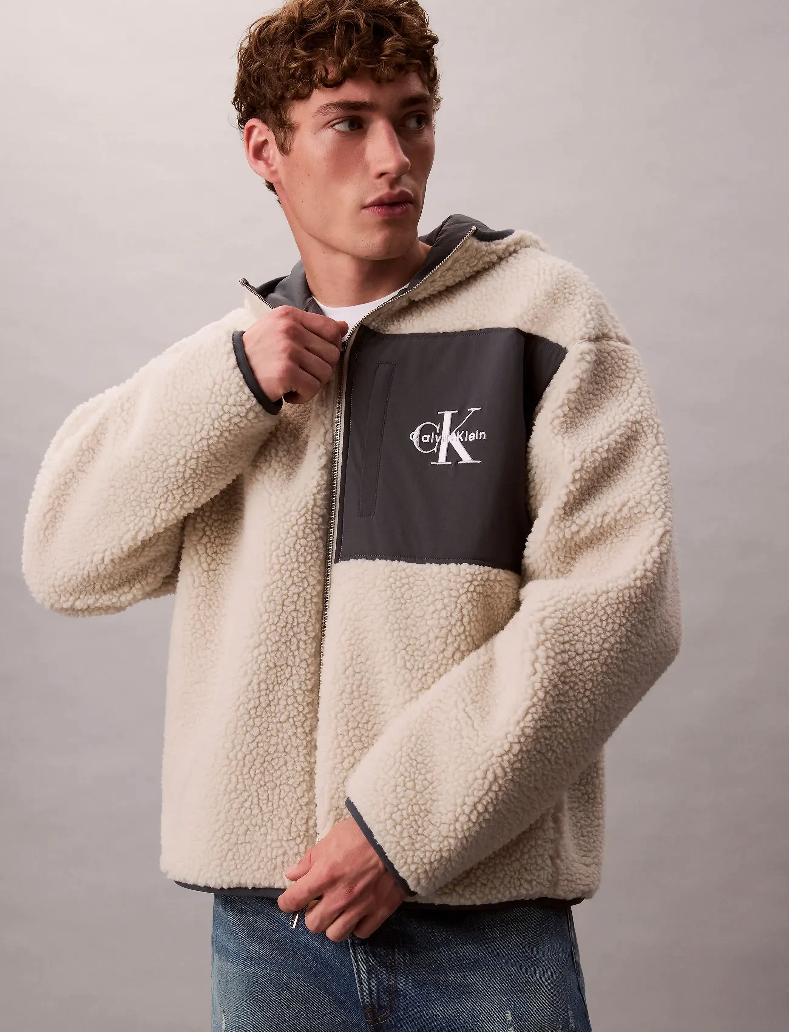 Calvin Klein Jeans - SHERPA FUNNEL NECK FULL ZIP HOOD - fleecetrøjer - chalk - 4