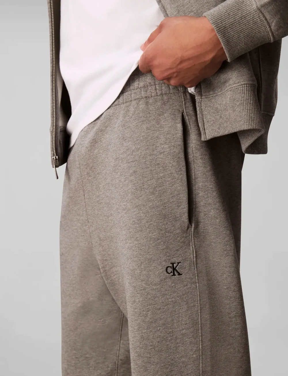 Calvin Klein Jeans - EU 350TERRY MONOGRAM JOGGER - jogginghosen - med grey htr - 3