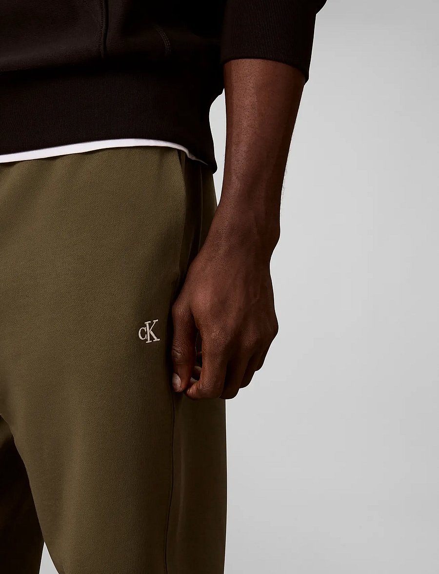 Calvin Klein Jeans - EU 350TERRY MONOGRAM JOGGER - shop efter stil - olive night - 4