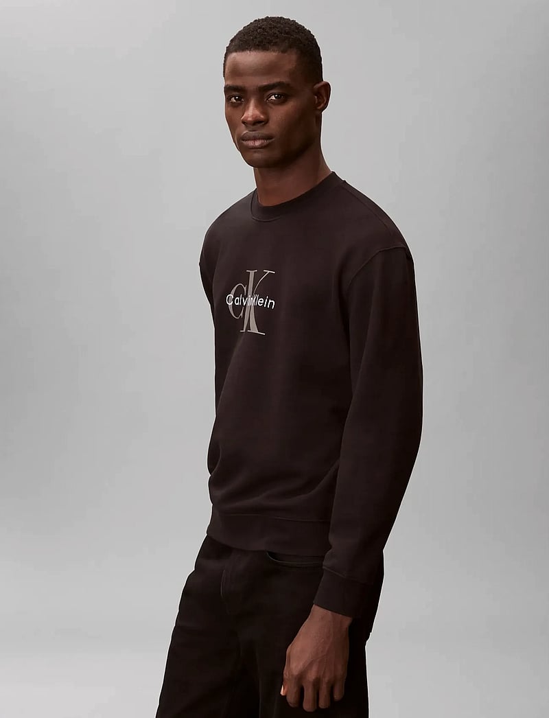 Calvin Klein Jeans - LS EU 350TERRY MONOLOGO CN SWTSH - dressipluusid - black - 4