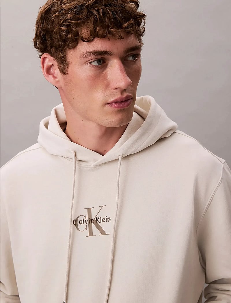 Calvin Klein Jeans - LS EU 350TERRY MICRO MONOLOGO HO - hættetrøjer - chalk - 4