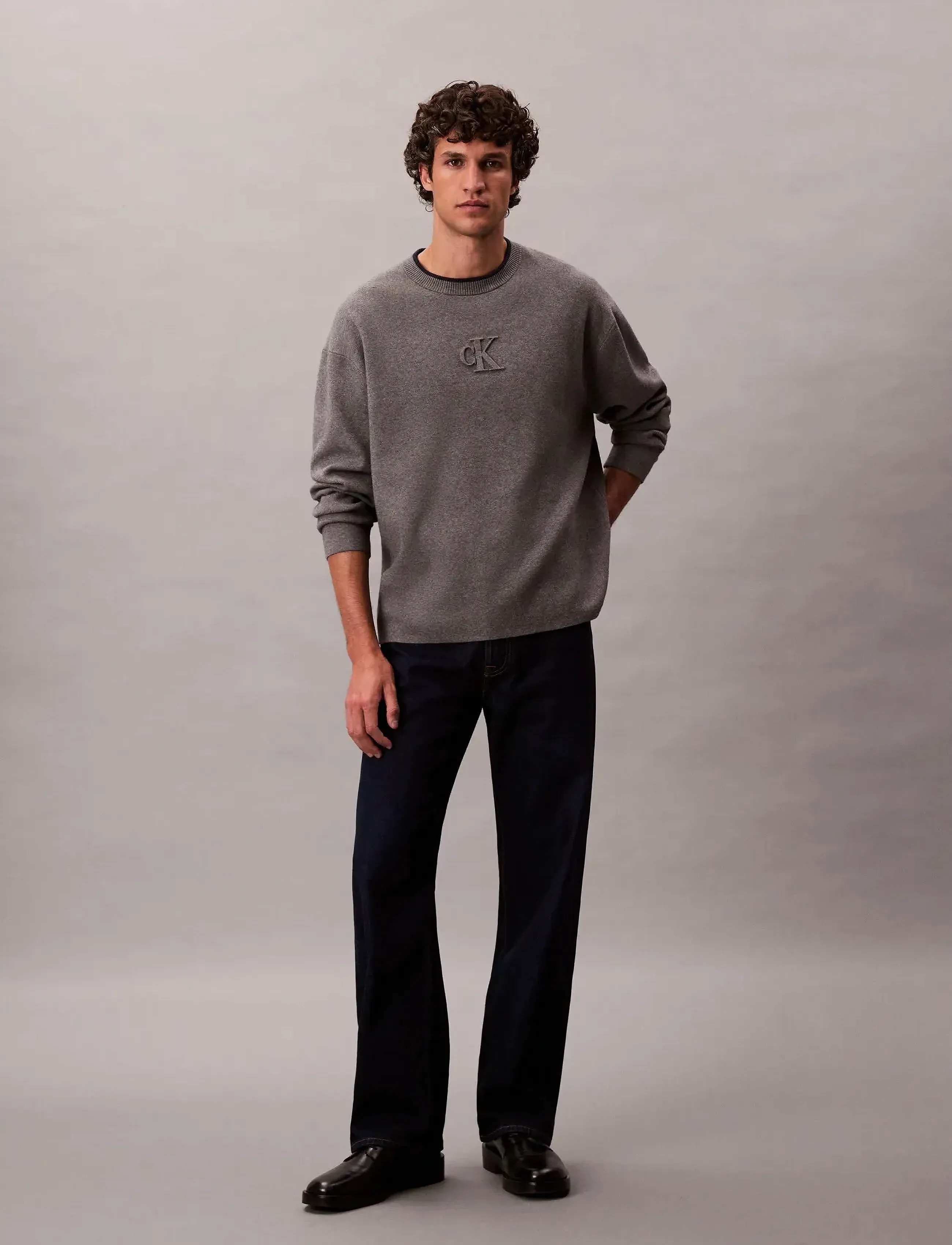 Calvin Klein Jeans - LS EMBOSSED LOGO CREWNK SWEATER - rundhals - med. grey htr - 2