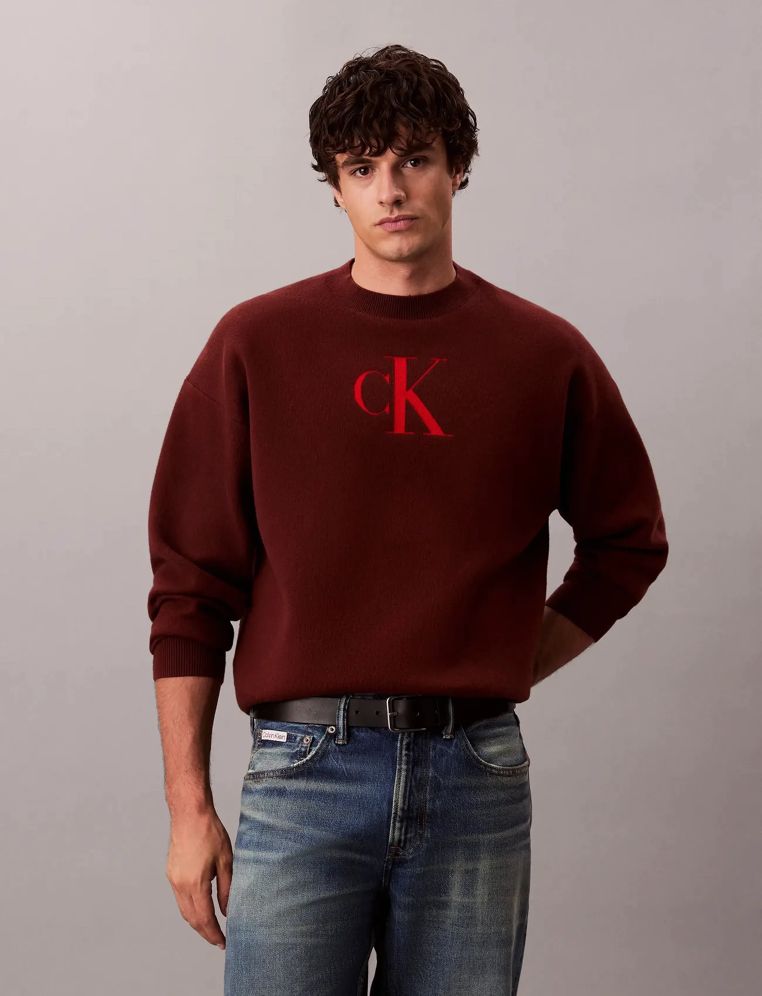Calvin Klein Jeans LS CTTN CASHMERE 3D LOGO CRWNK S - Tøj - CHERRY MAHOGANY / red