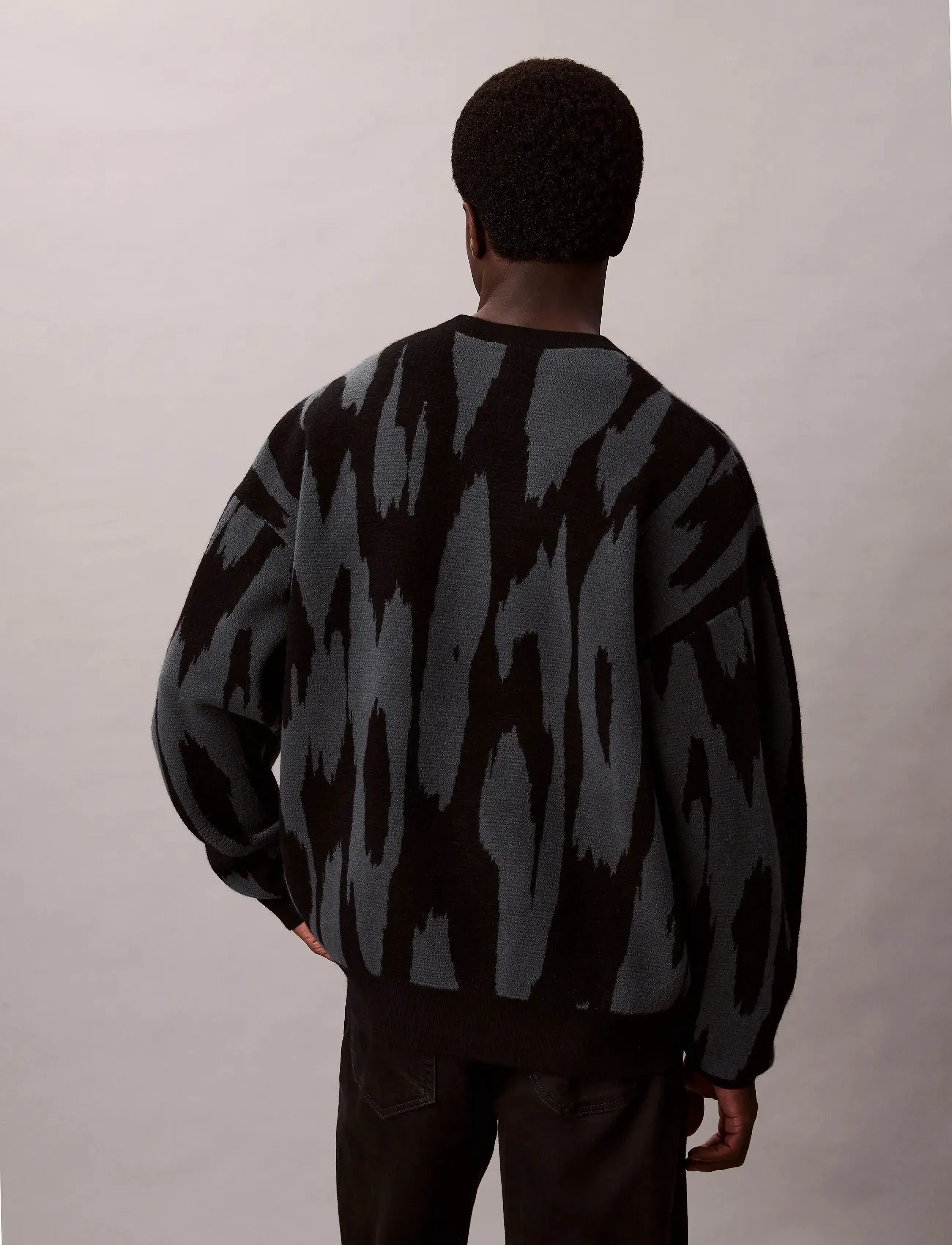 Calvin Klein Jeans - LS ABSTRACT JACQUARD CRWNK SWTR - rundhalsad - harlem night blue - 4