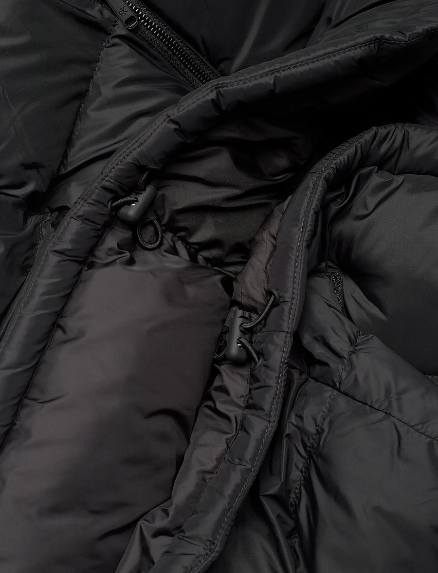 Calvin Klein Jeans - LS NYLON MONOGRAM PUFFER JKT - down jackets - black - 4