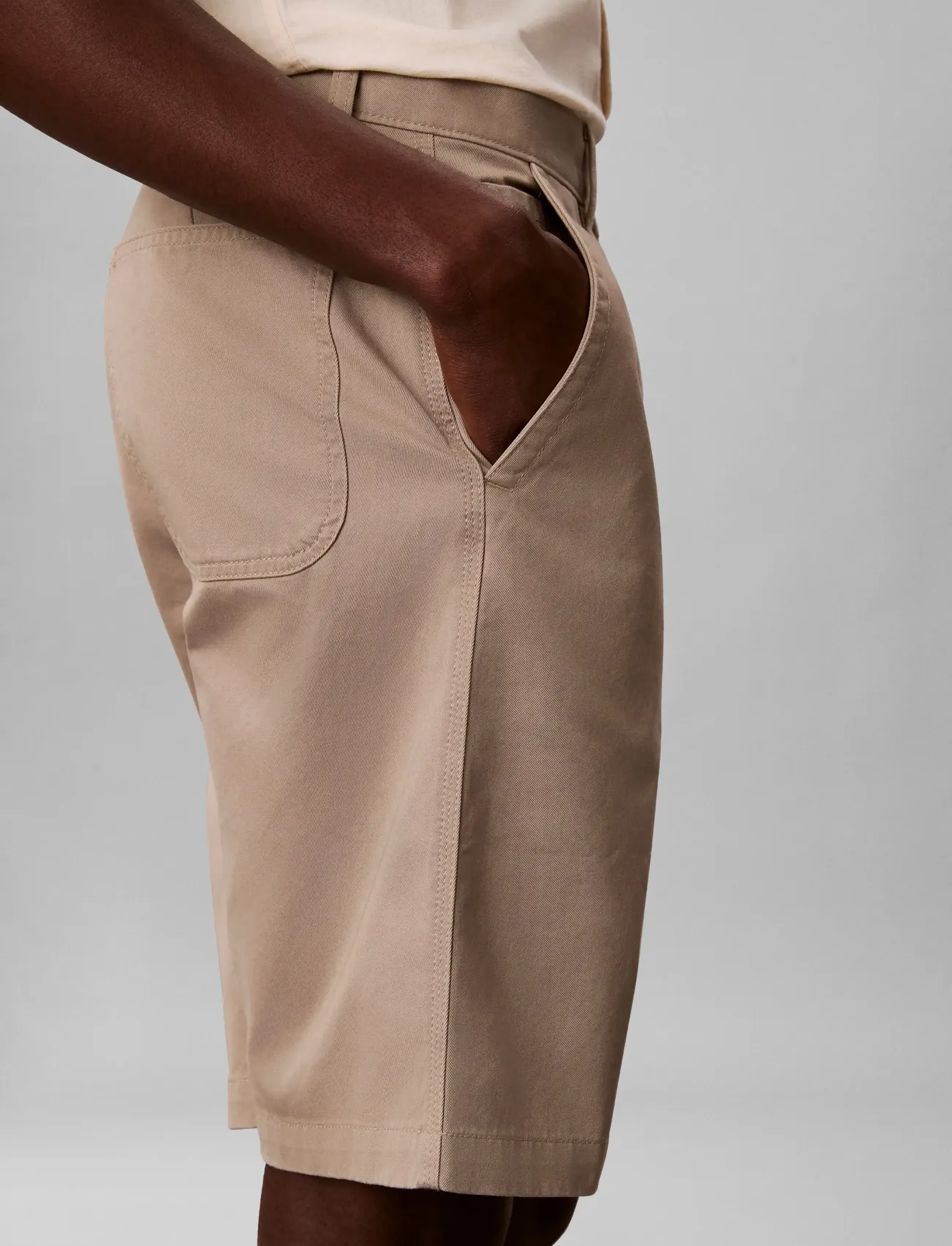 Calvin Klein Jeans - 90S BAGGY COTTON CHINO SHORT - chino lühikesed püksid - vintage khaki - 4