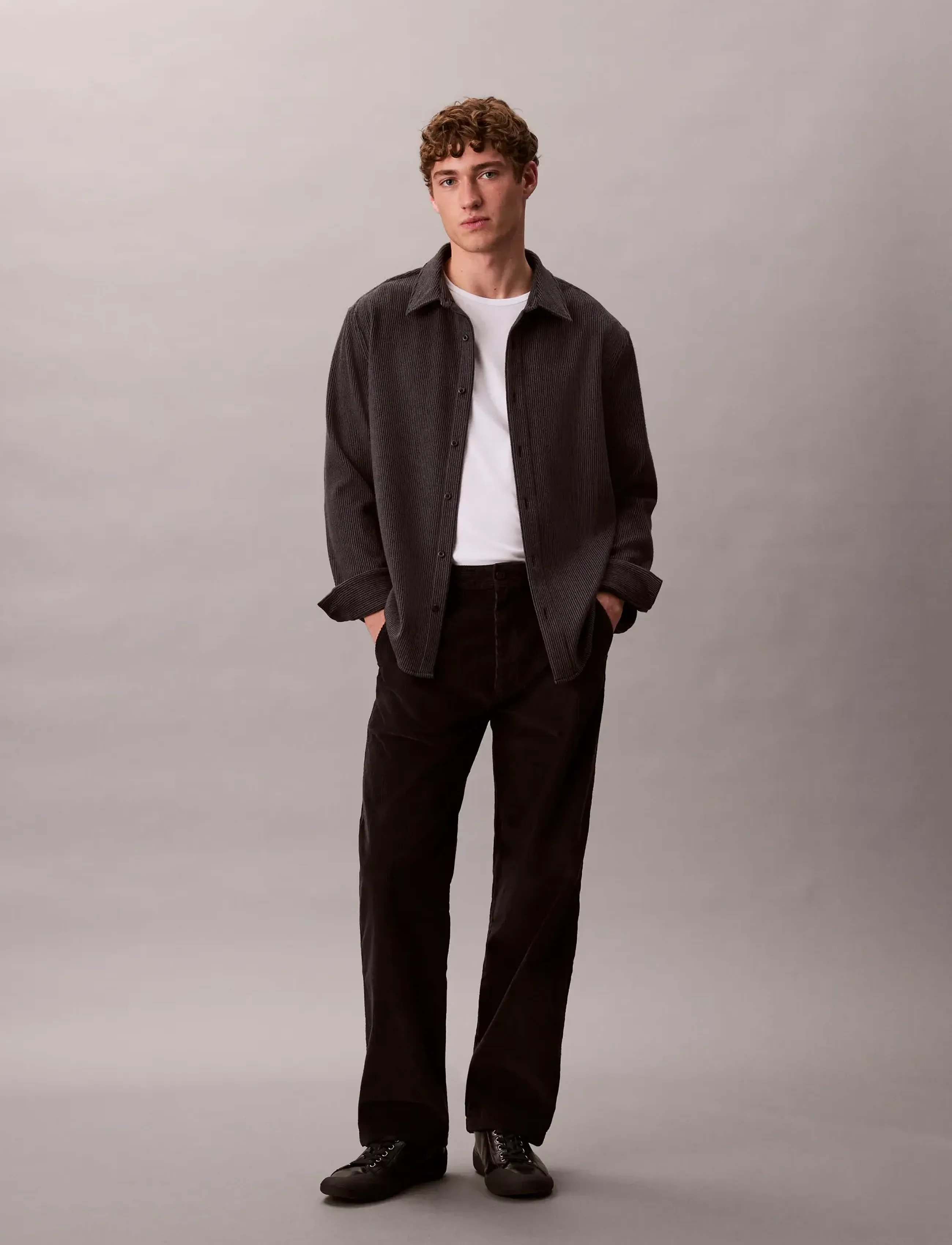 Calvin Klein Jeans 90S STRAIGHT CORDUROY PANTS - Kleidung - BLACK / black