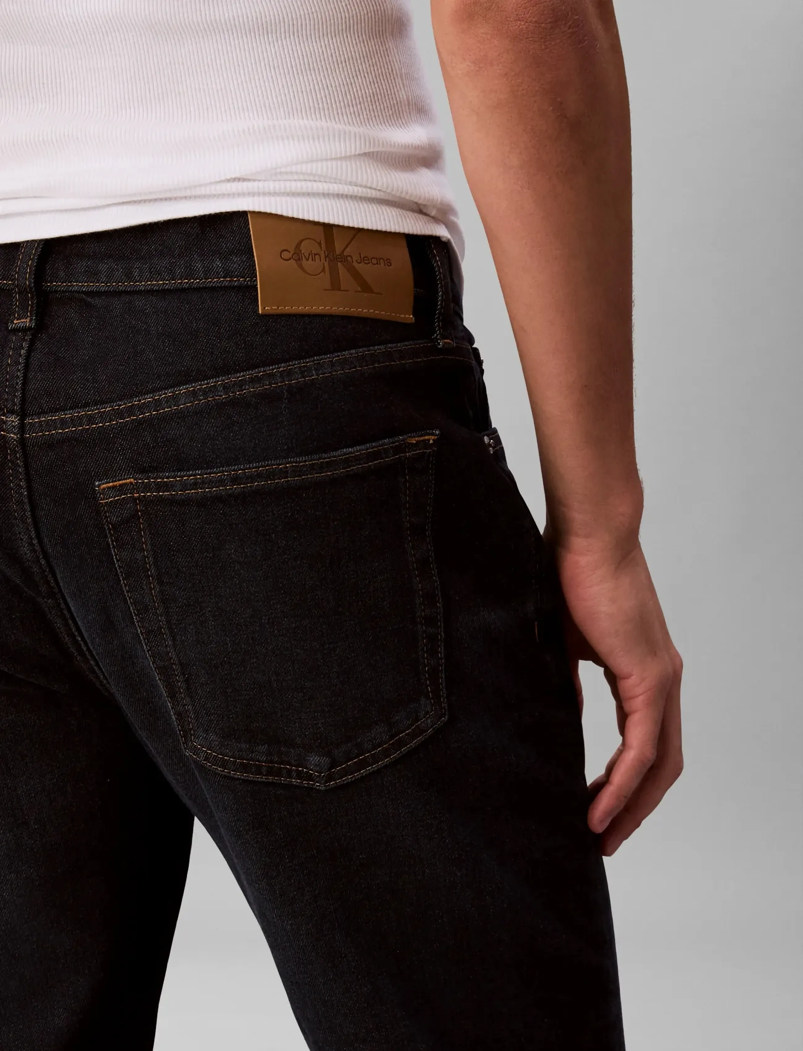 Calvin Klein Jeans - SLIM TAPER SAPPHIRE TANGO JEAN - kitsad teksad - sapphire tango - 1