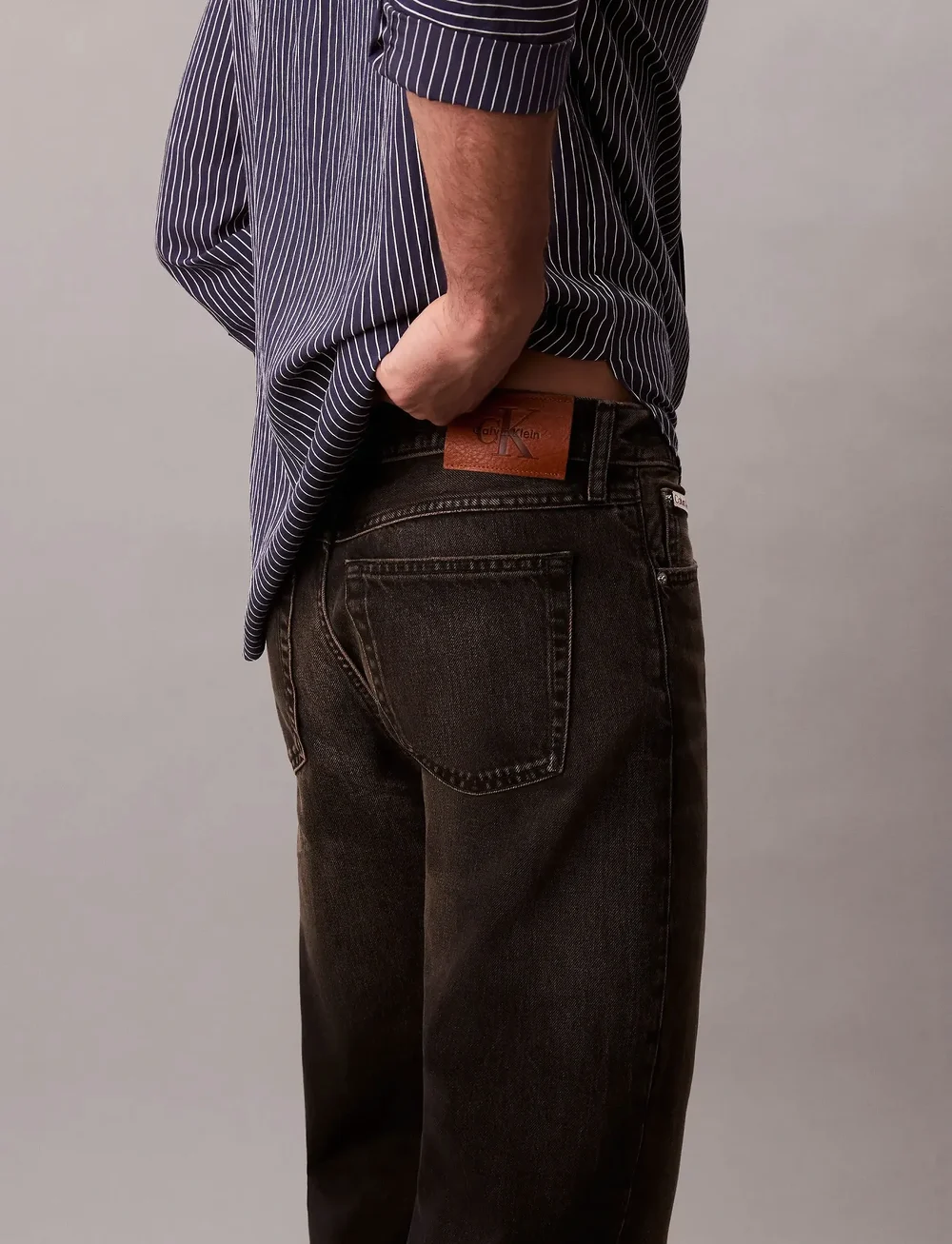 Calvin Klein Jeans - 90S STRAIGHT ESPRESSO BLACK JEAN - regular jeans - espresso black - 5