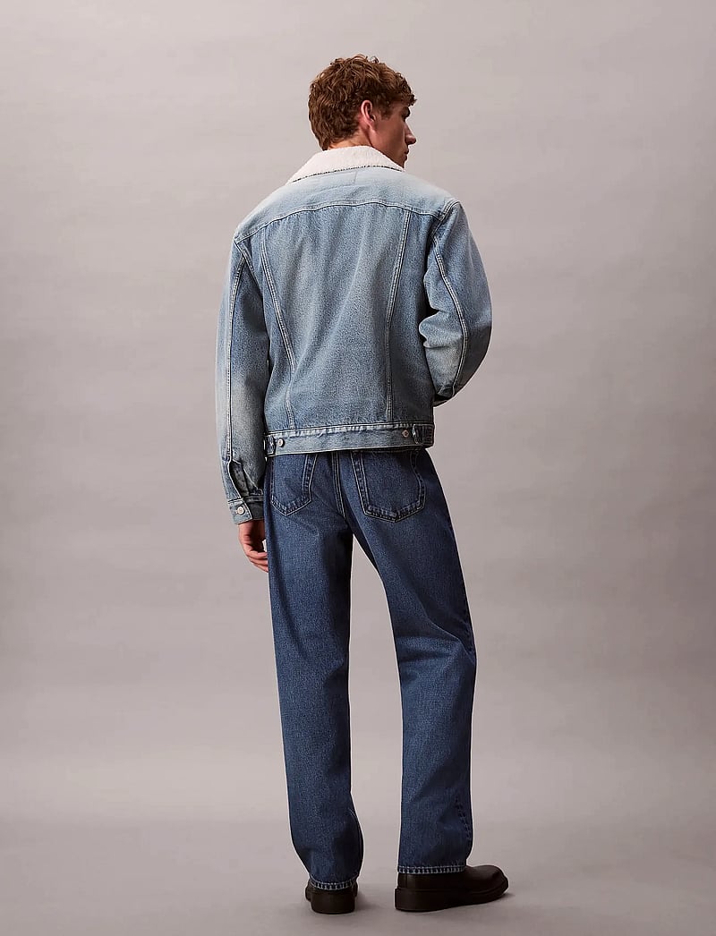 Calvin Klein Jeans - 90S SHERPA TRUCKER TINTED THUNDR - fodrade jeansjackor - tinted thundra - 4