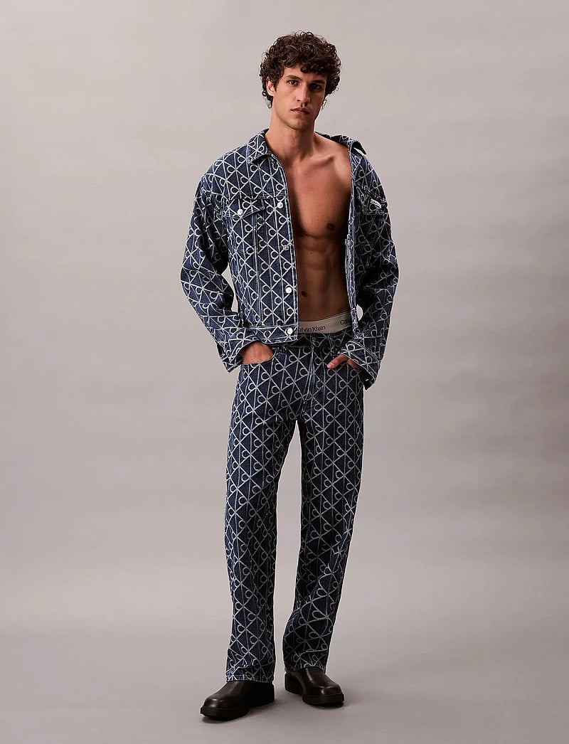 Calvin Klein Jeans - 90S INDIGO EMBLEM JACQUARD TRUCK - voodrita teksajakid - indigo emblem - 0