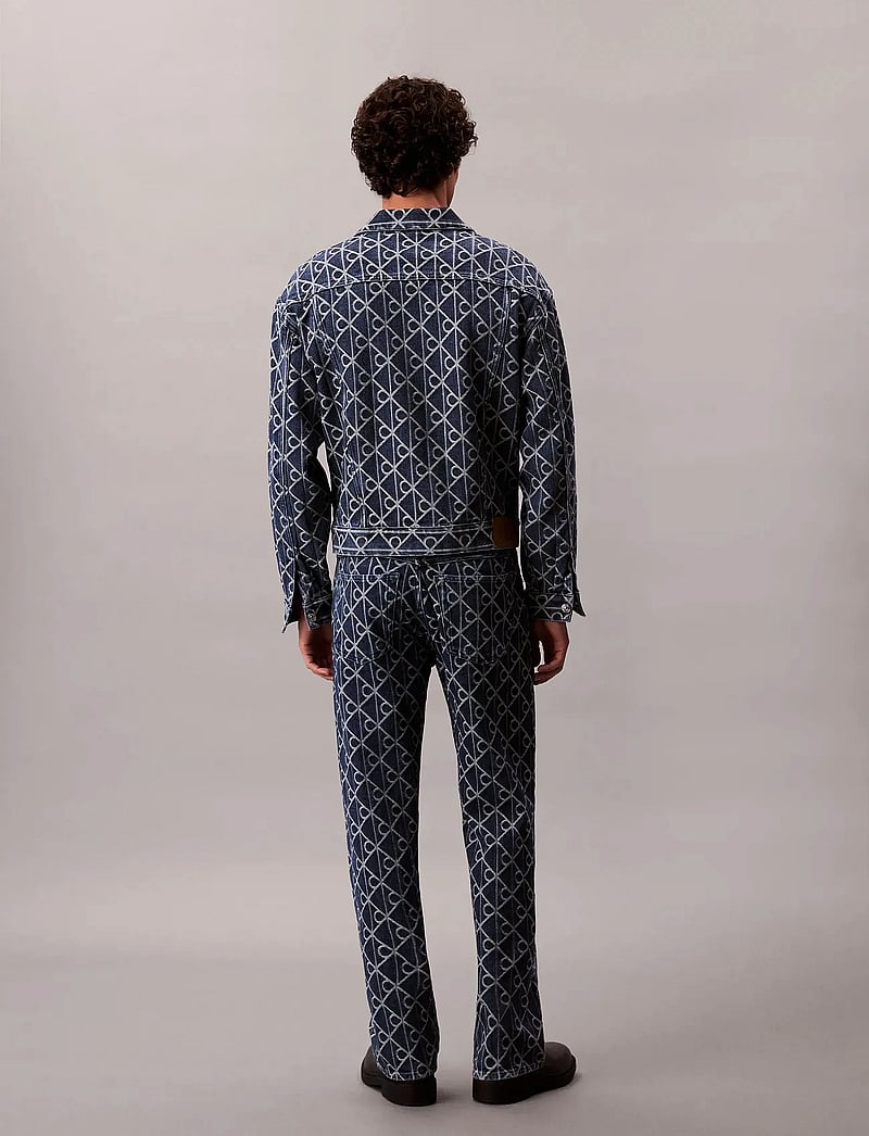 Calvin Klein Jeans - 90S INDIGO EMBLEM JACQUARD TRUCK - voodrita teksajakid - indigo emblem - 4