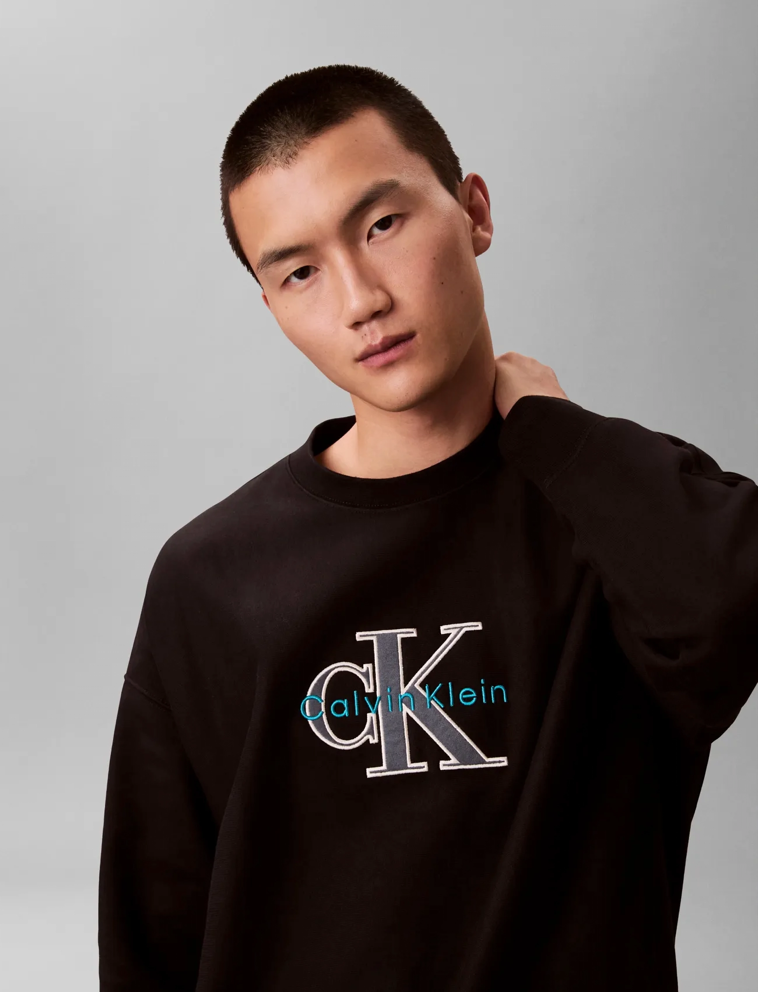 Calvin Klein Jeans - PREMIUM TRI-COLOR MONOLOGO CN SW - sweats - black - 4