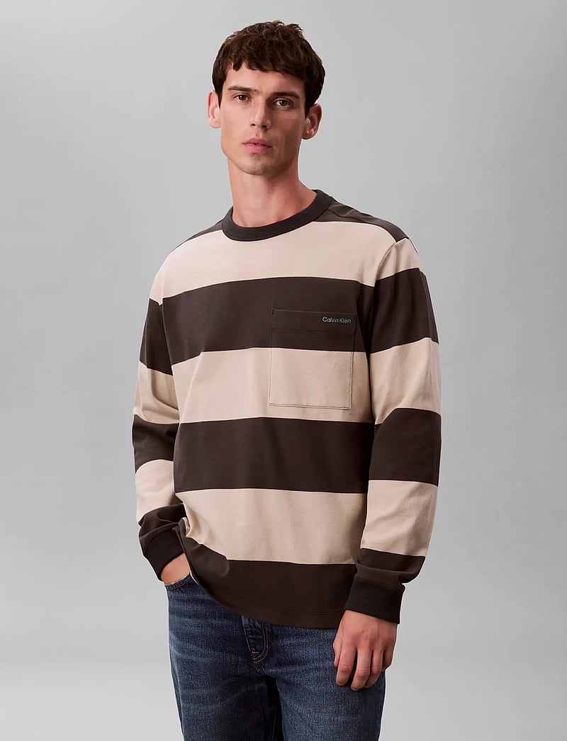 Calvin Klein Jeans - LS SUEDED STRIPE POCKET TEE - långärmade t-shirts - pirate black - 3