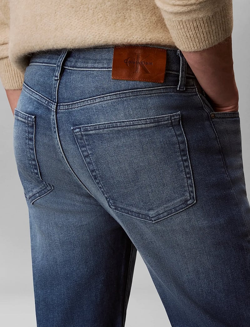 Calvin Klein Jeans - STANDARD STRAIGHT EMBERS JEAN - regular jeans - embers - 5