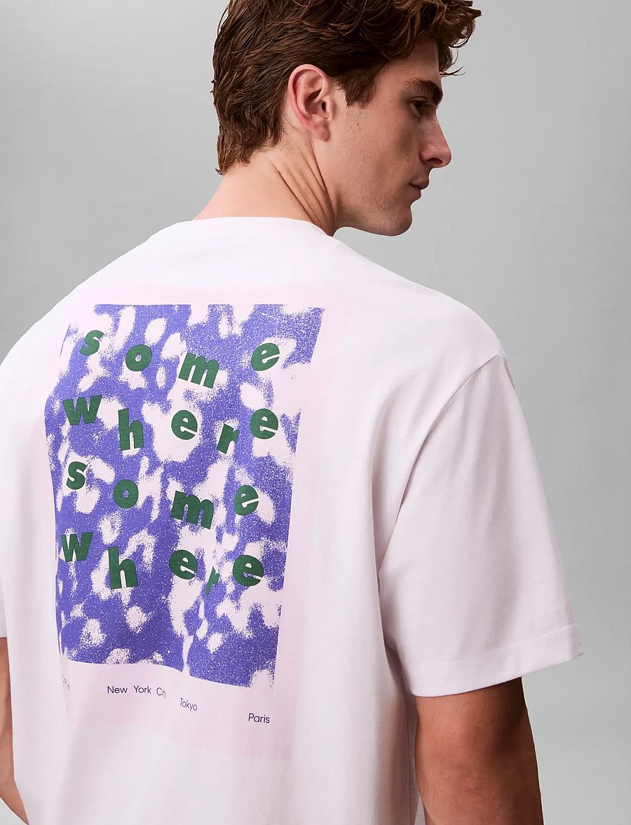Calvin Klein Jeans - SS 16S CALVIN SOMEWHERE GRAPHIC - kortærmede t-shirts - brilliant white - 0