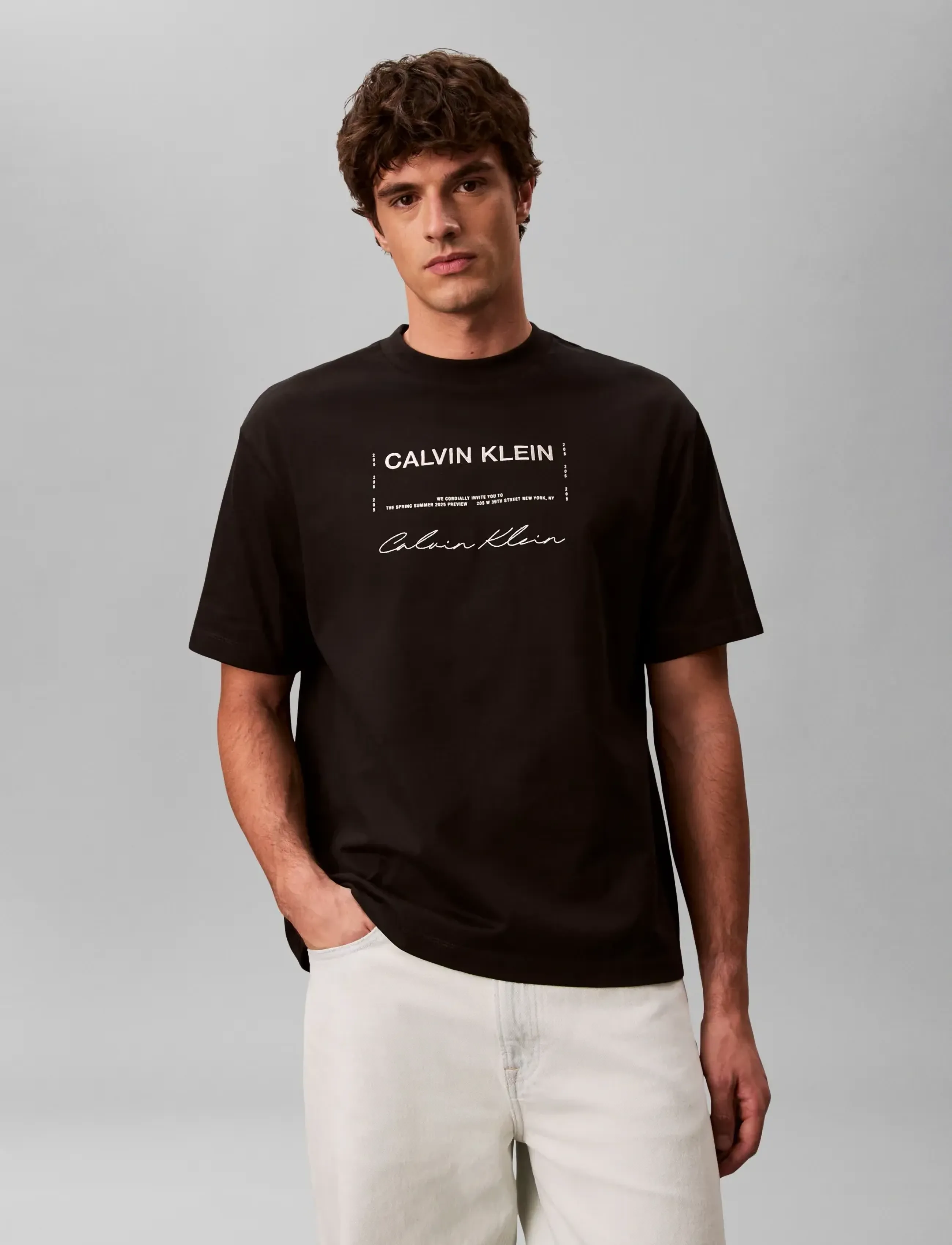 Calvin Klein Jeans - 16S APRIL GRAPHIC SEASONAL FASHI - kortærmede t-shirts - black - 3
